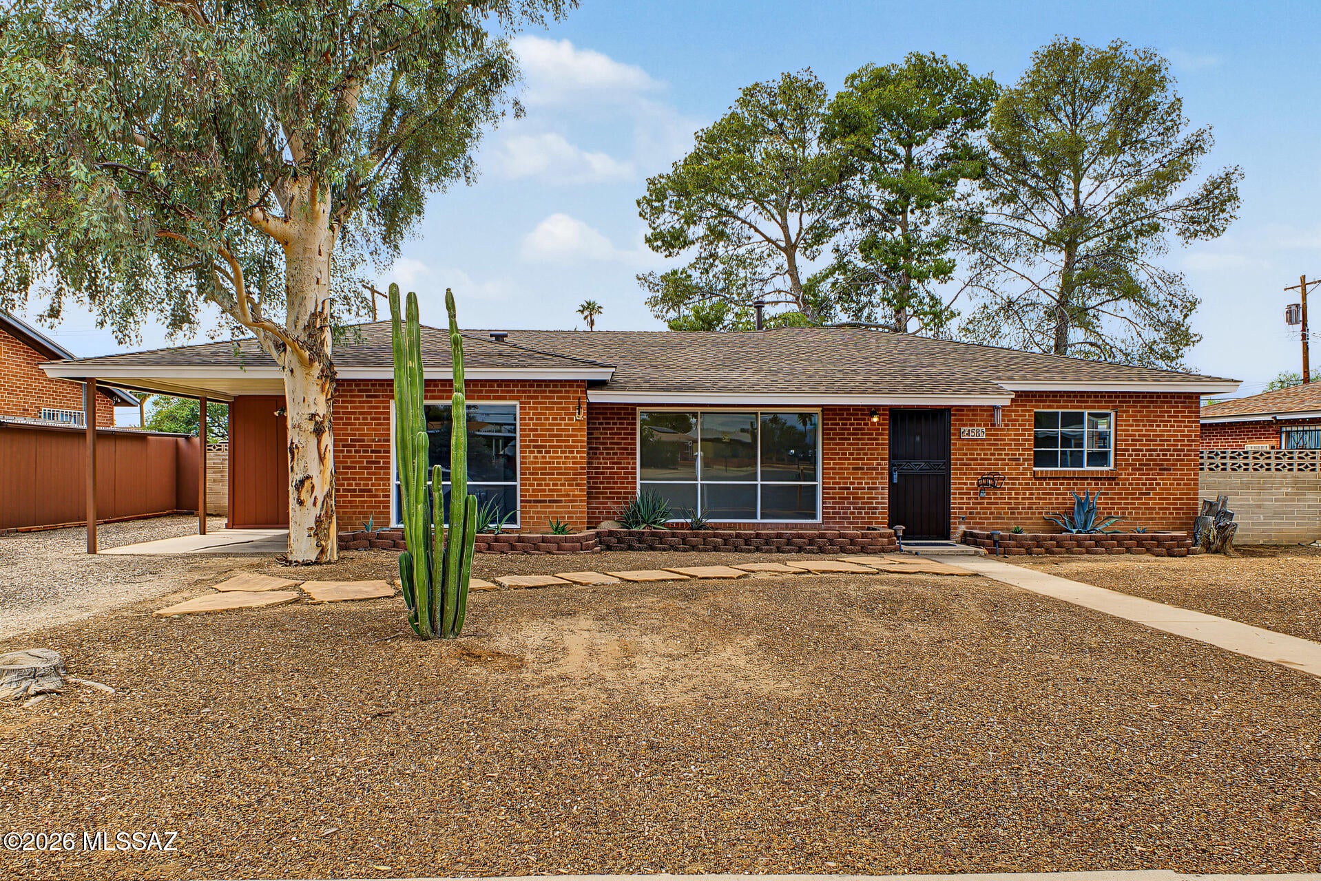 Manana Vista - Residential