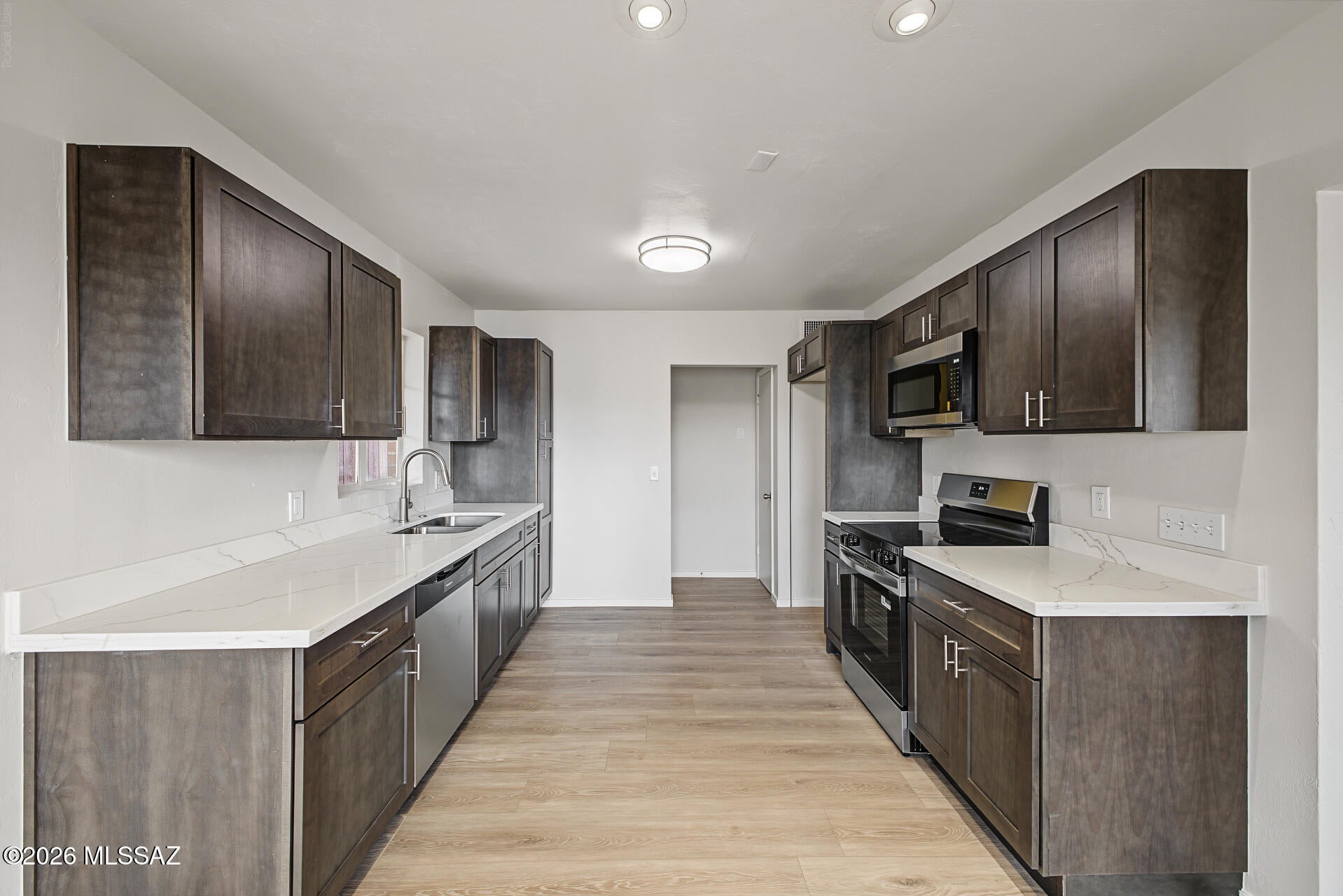 Manana Vista - Residential