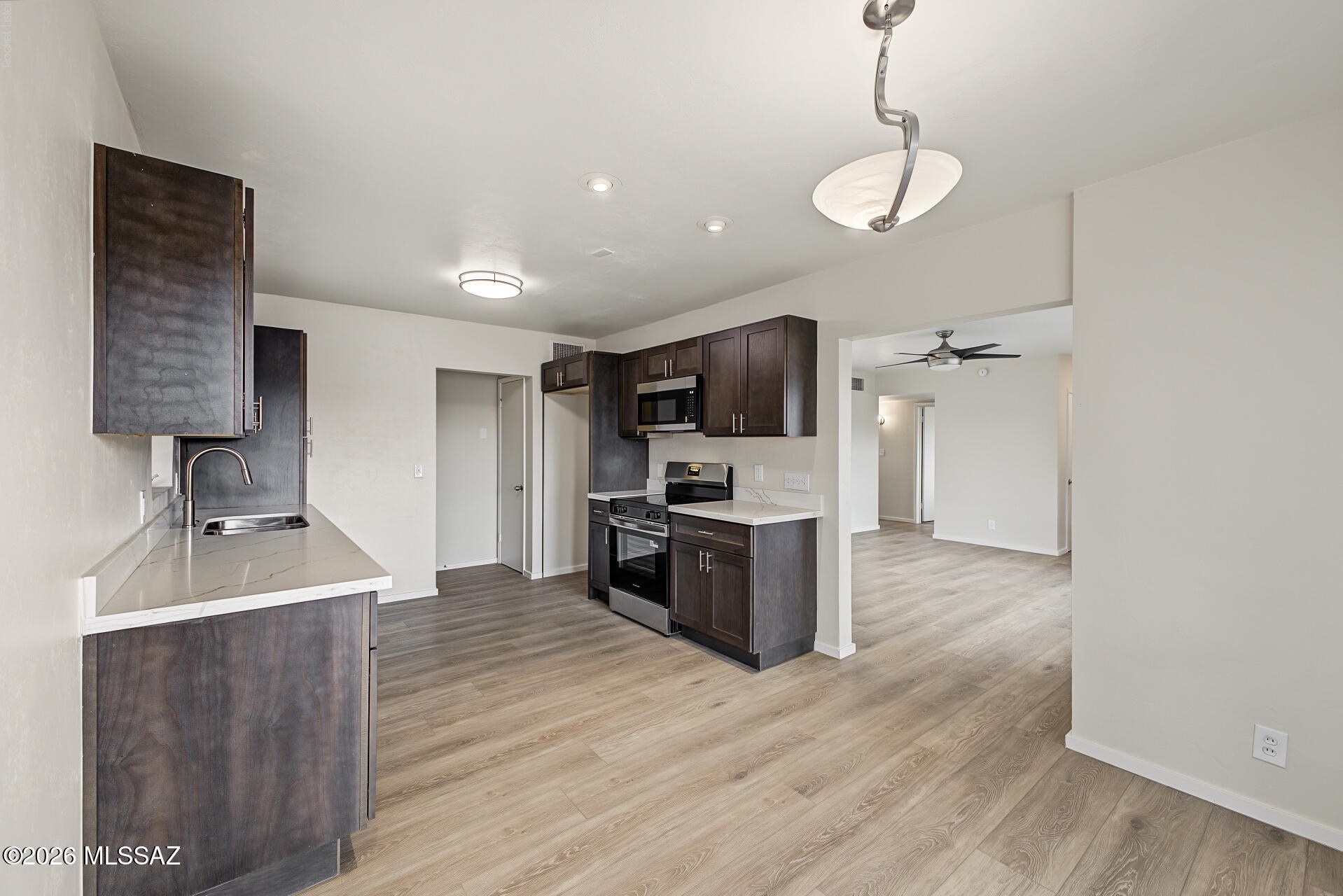 Manana Vista - Residential