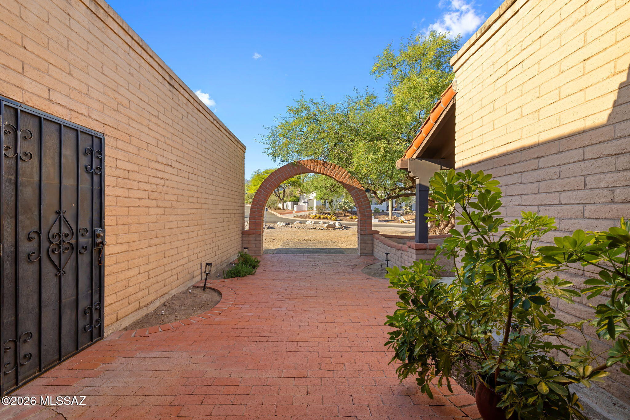 Sabino Vista Knolls (61-135) - Residential