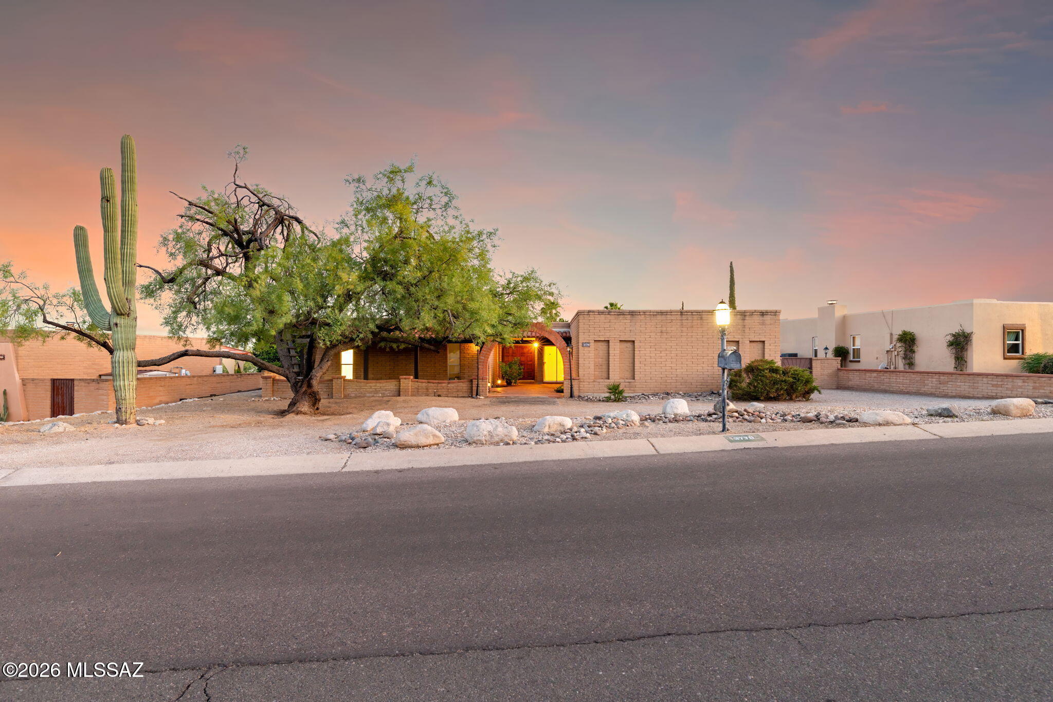 Sabino Vista Knolls (61-135) - Residential