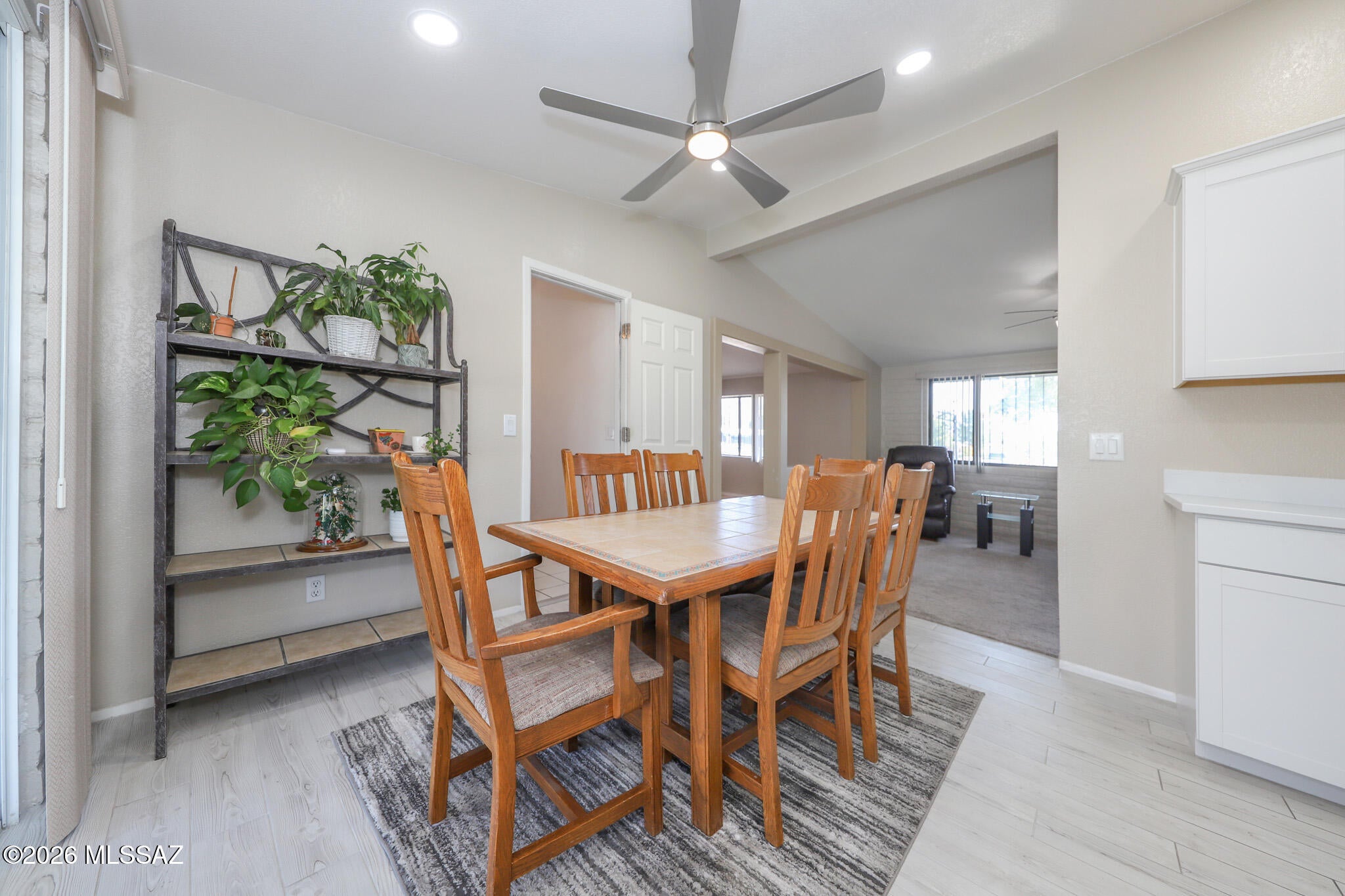 Casas Adobes Park (541-643) - Residential
