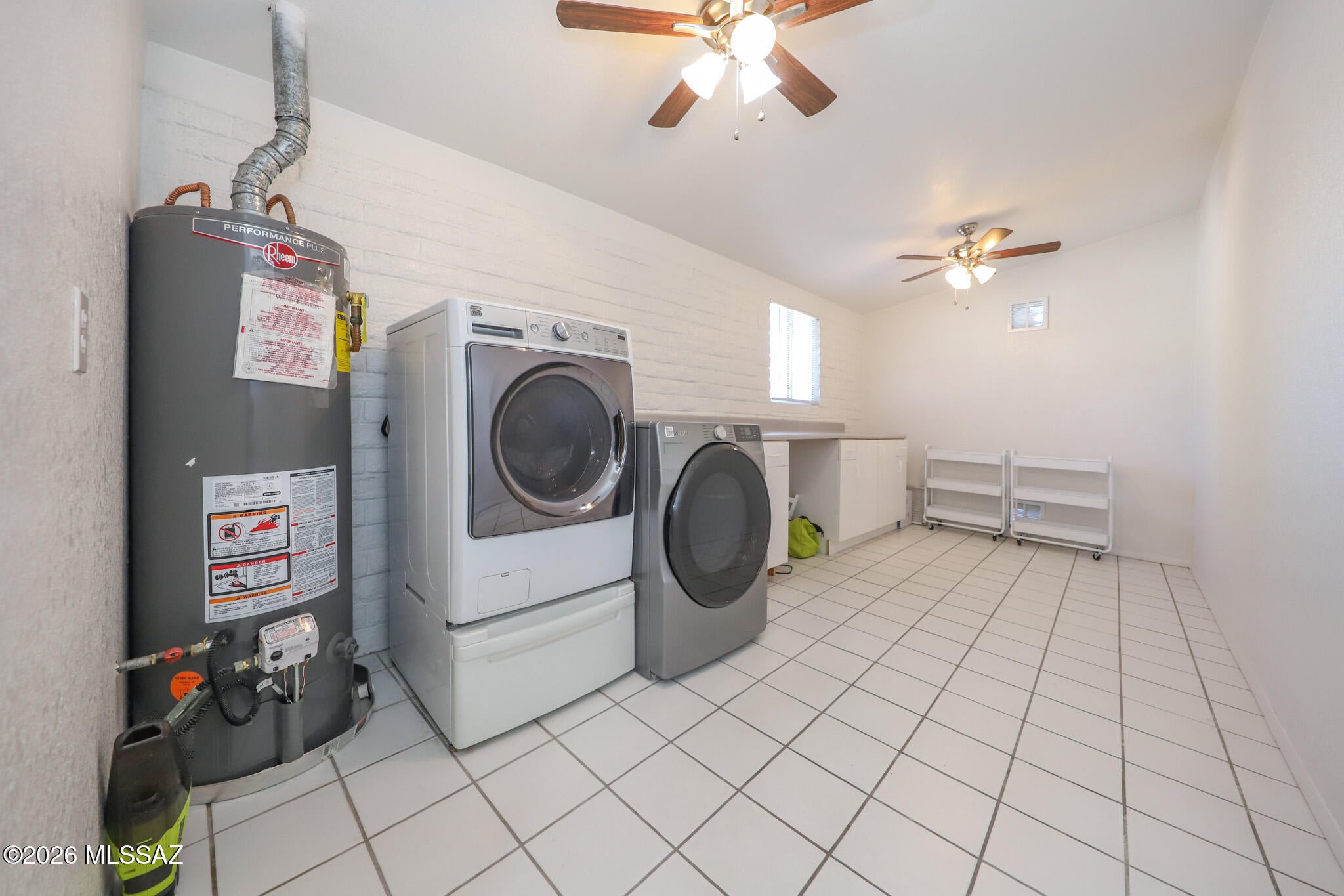 Casas Adobes Park (541-643) - Residential