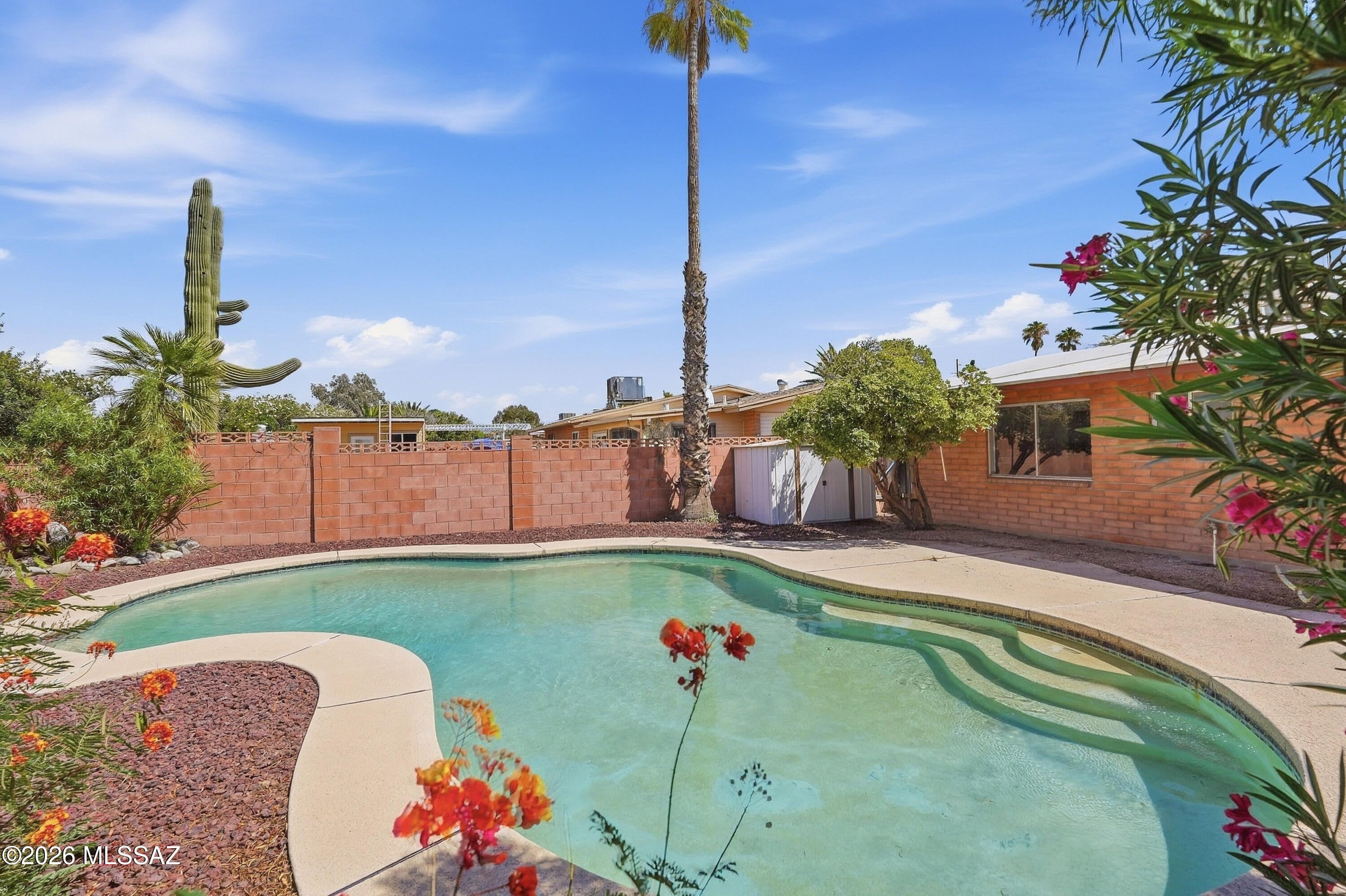 Lincoln Ridge (1-207) - Residential