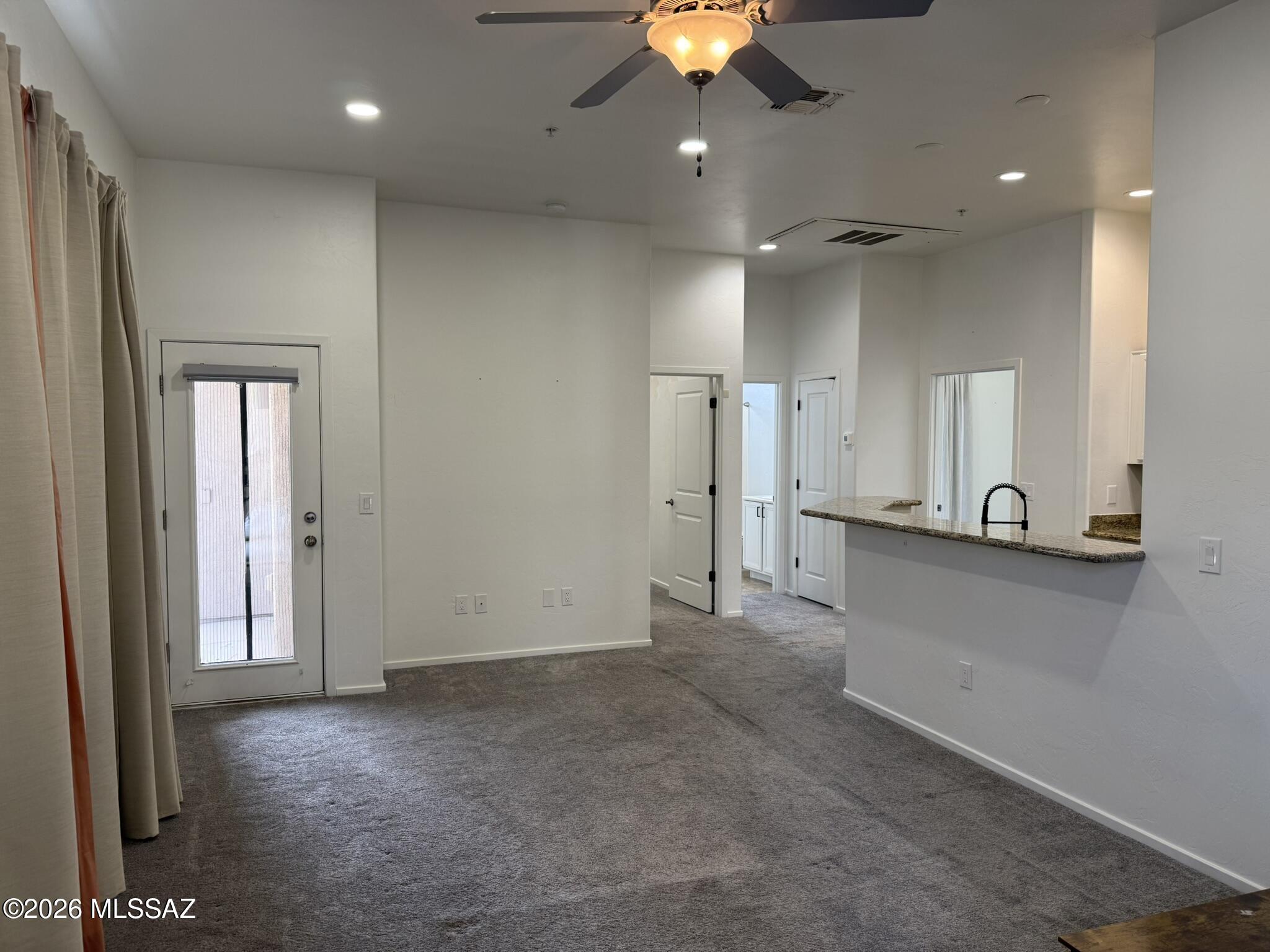 Placita Escondida Bldgs 18-20 Units 1-204 - Residential Lease