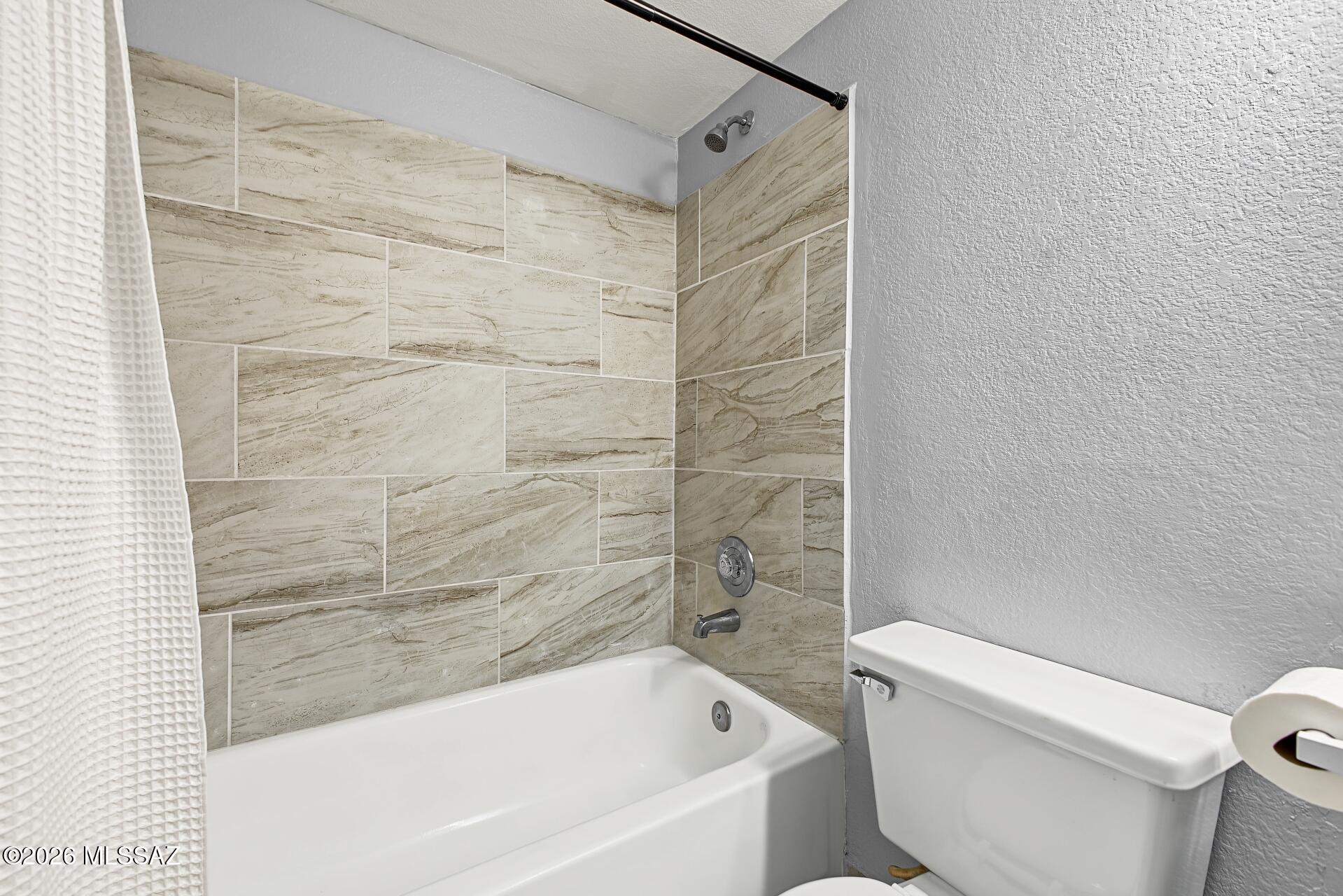 Roger Square Tnhms (1-10) - Residential
