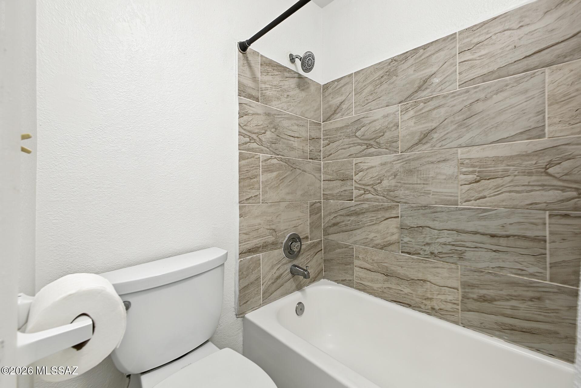 Roger Square Tnhms (1-10) - Residential