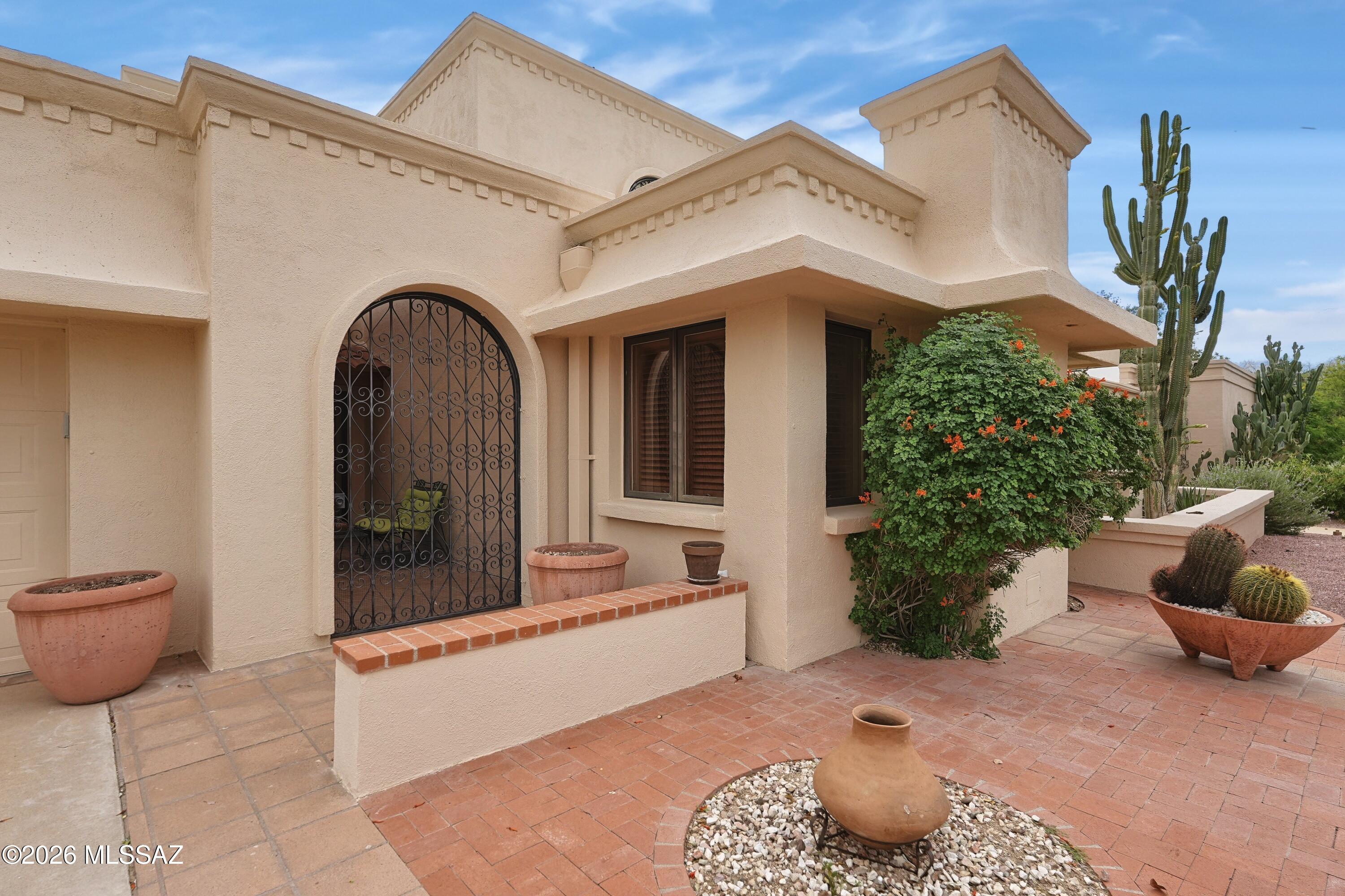 Casas Del Oro Norte (89-130) - Residential