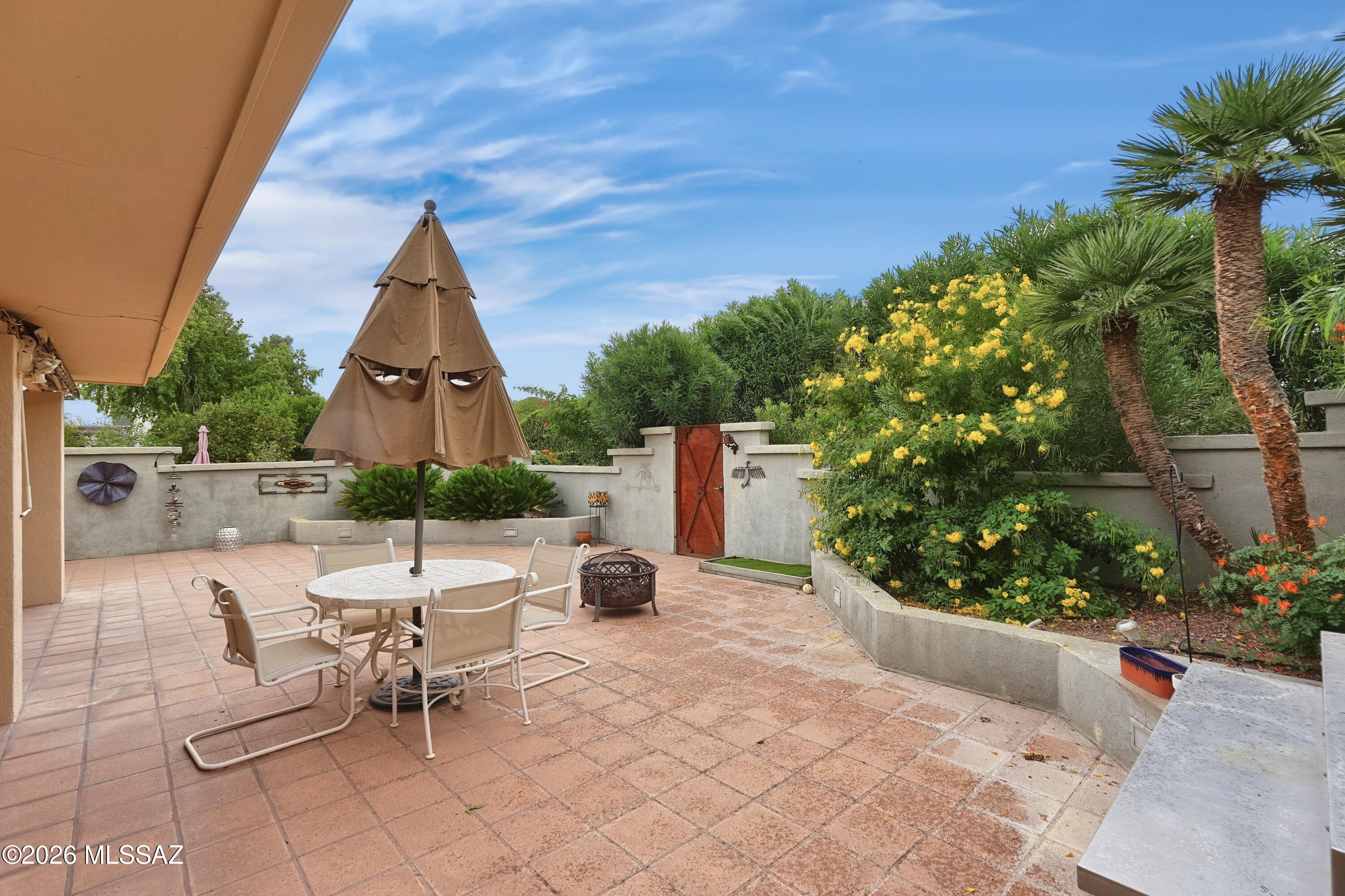 Casas Del Oro Norte (89-130) - Residential