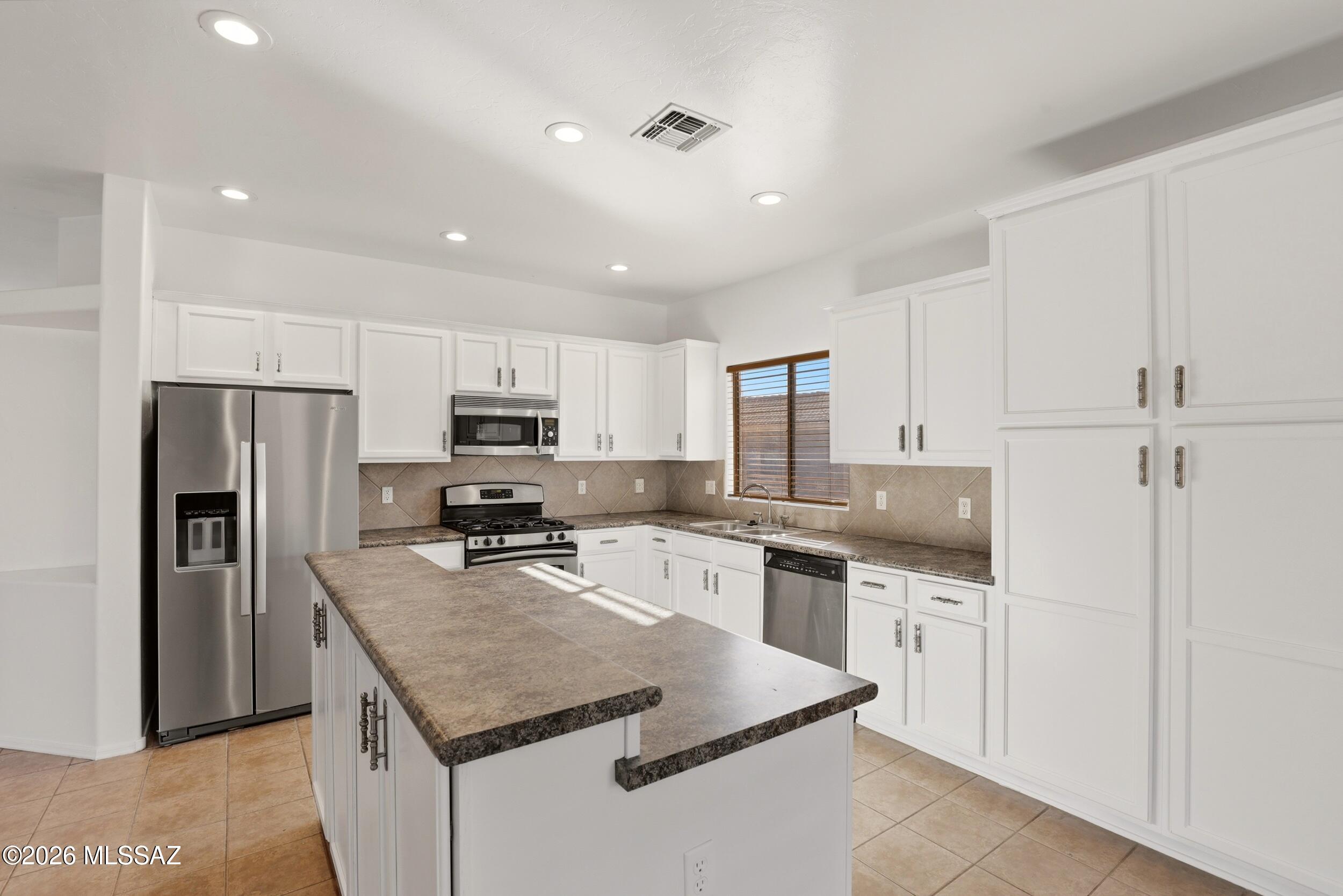 Rancho Del Lago (101-206) - Residential