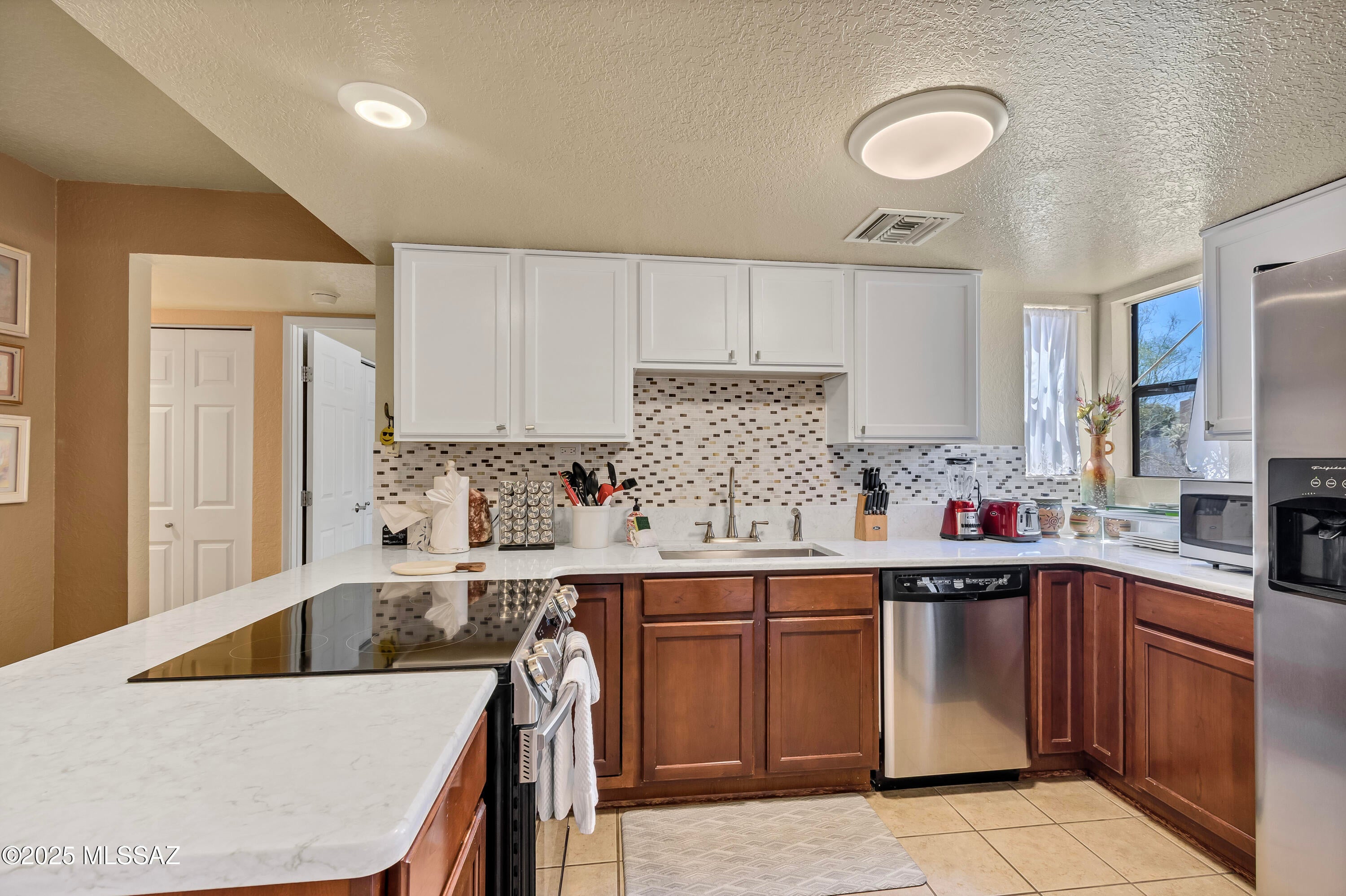 Ventana Vista Condominiums - Residential