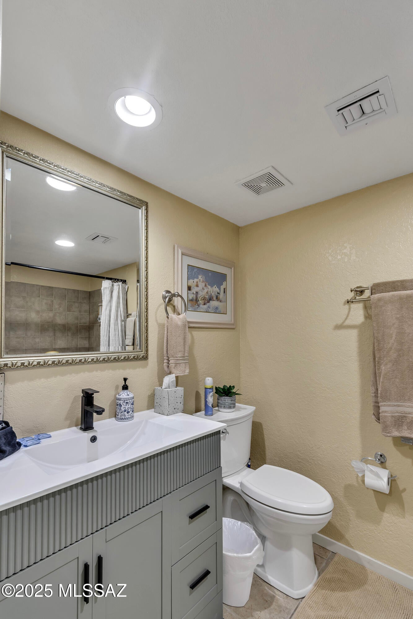 Ventana Vista Condominiums - Residential