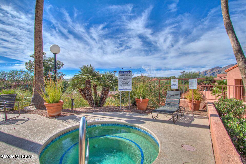 Ventana Vista Condominiums - Residential