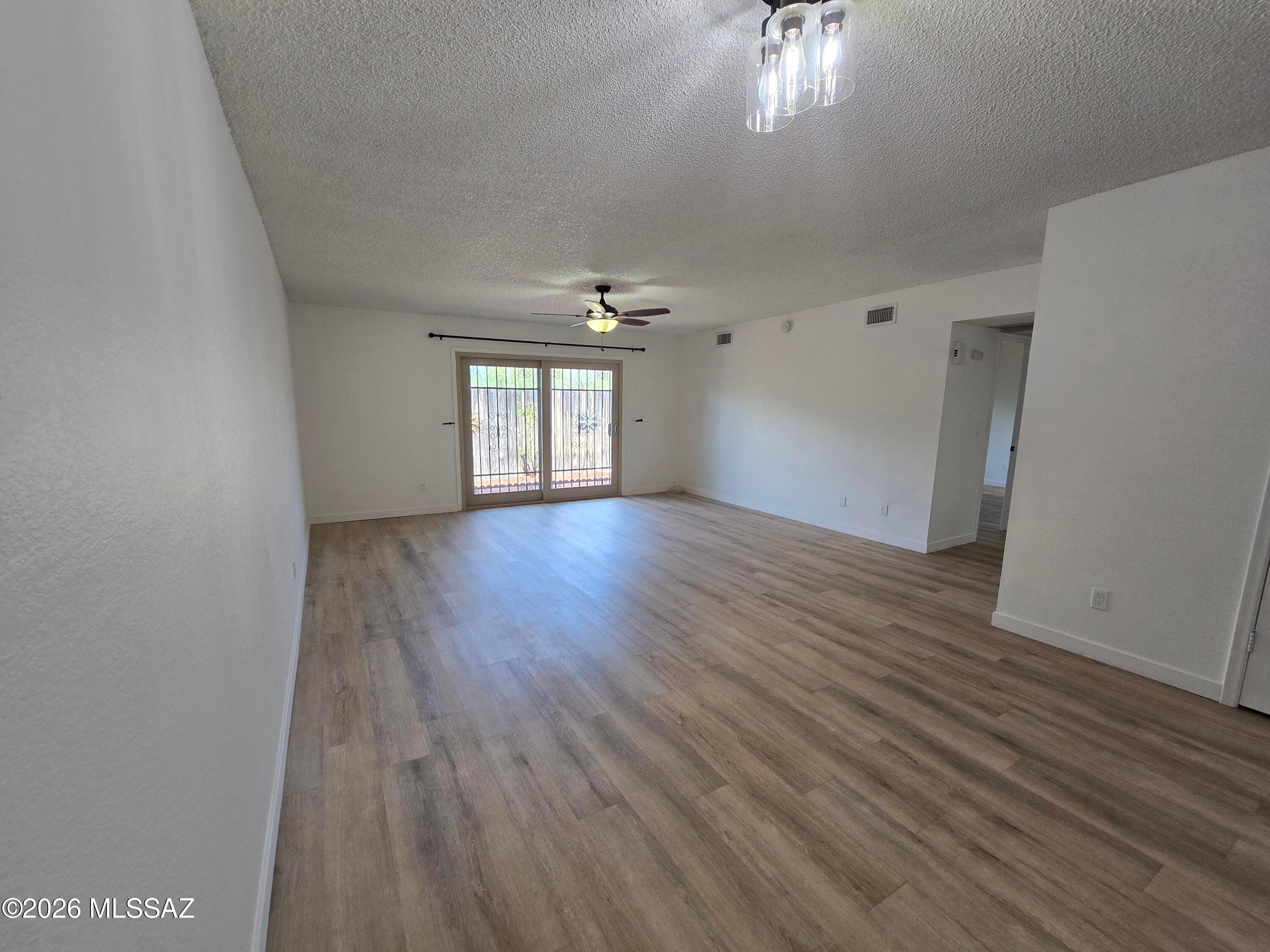 Mission Oaks (1-90) - Residential