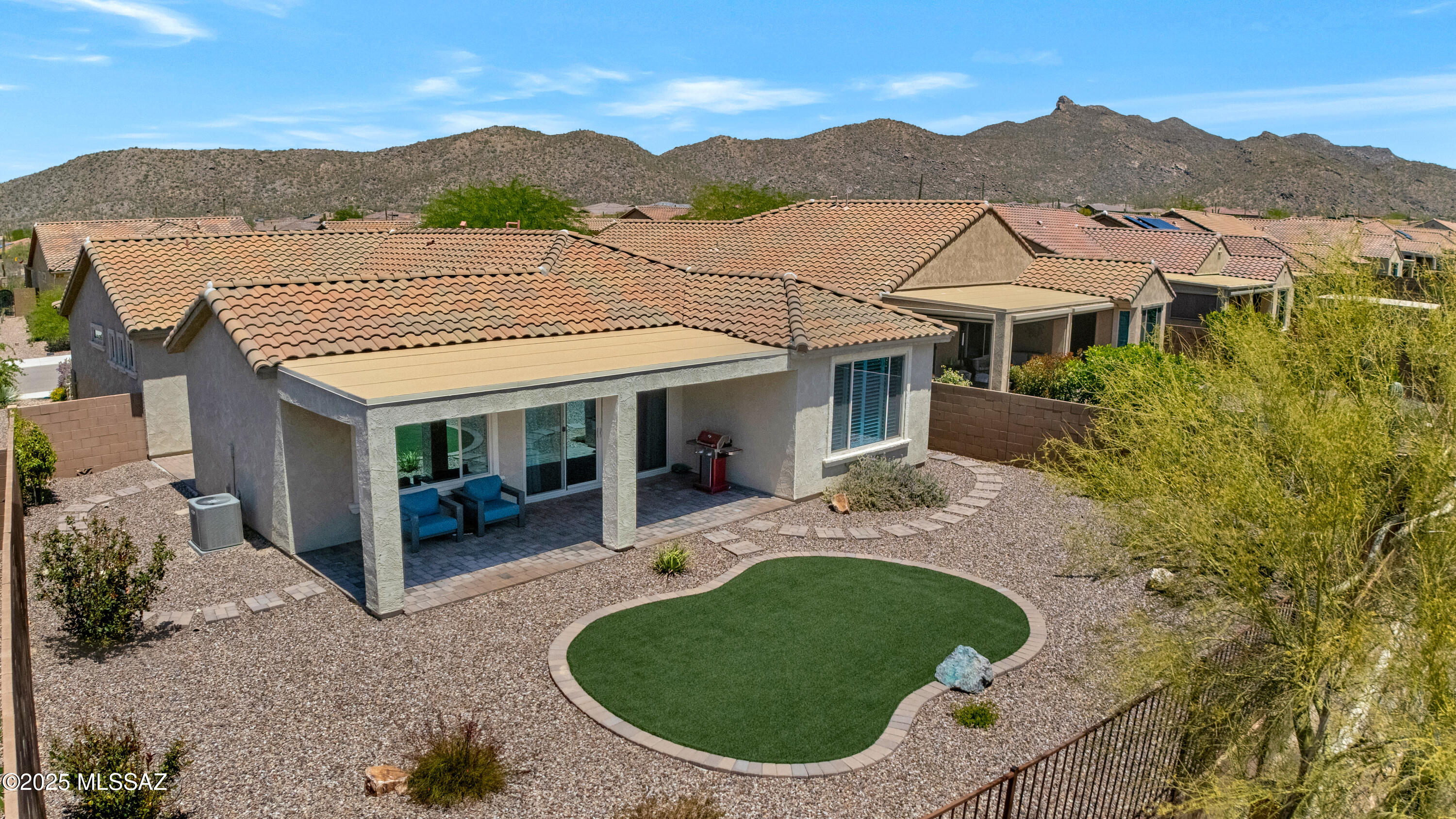 Del Webb At Dove Mountain VI - Residential
