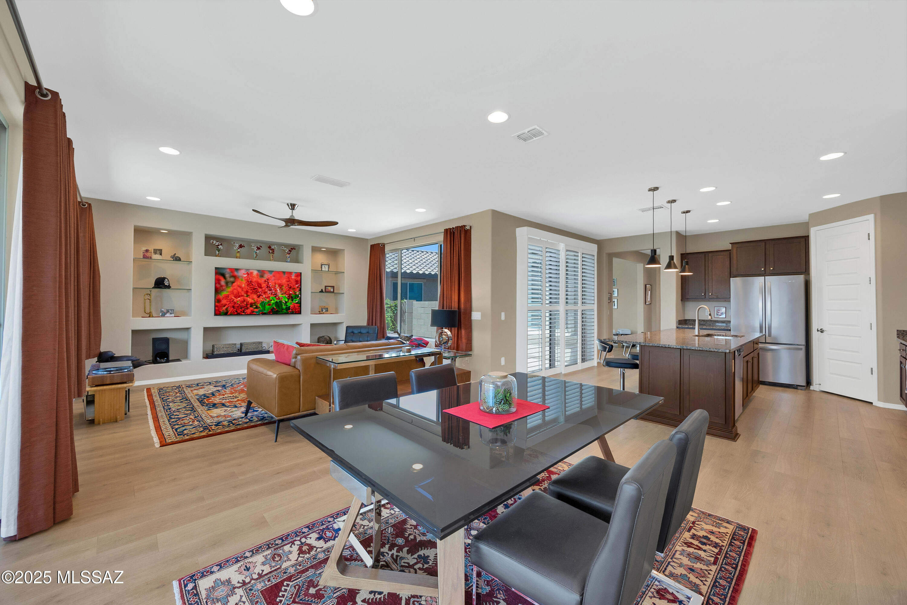Del Webb At Dove Mountain VI - Residential