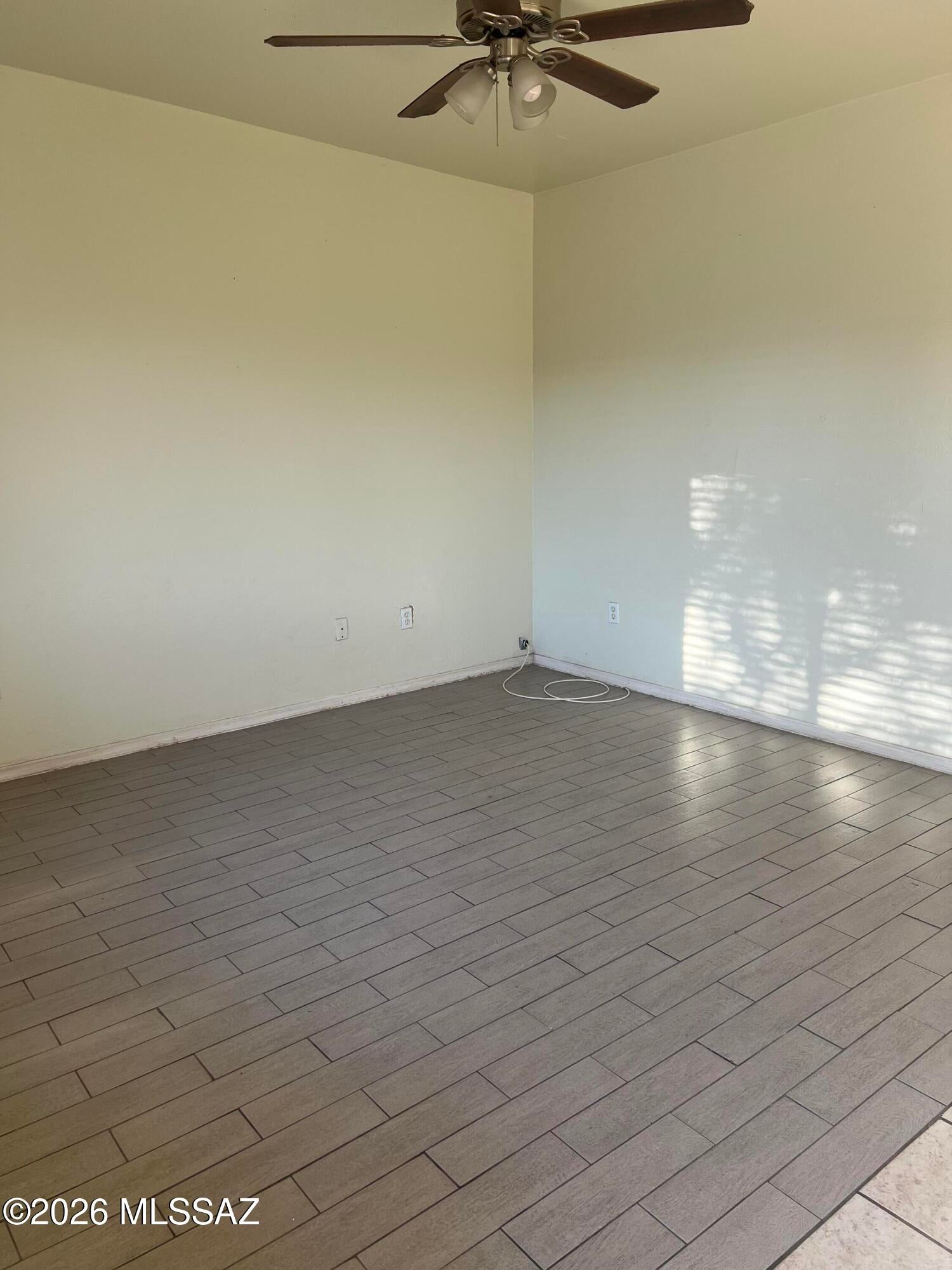 Country Club Manor - Residential Income