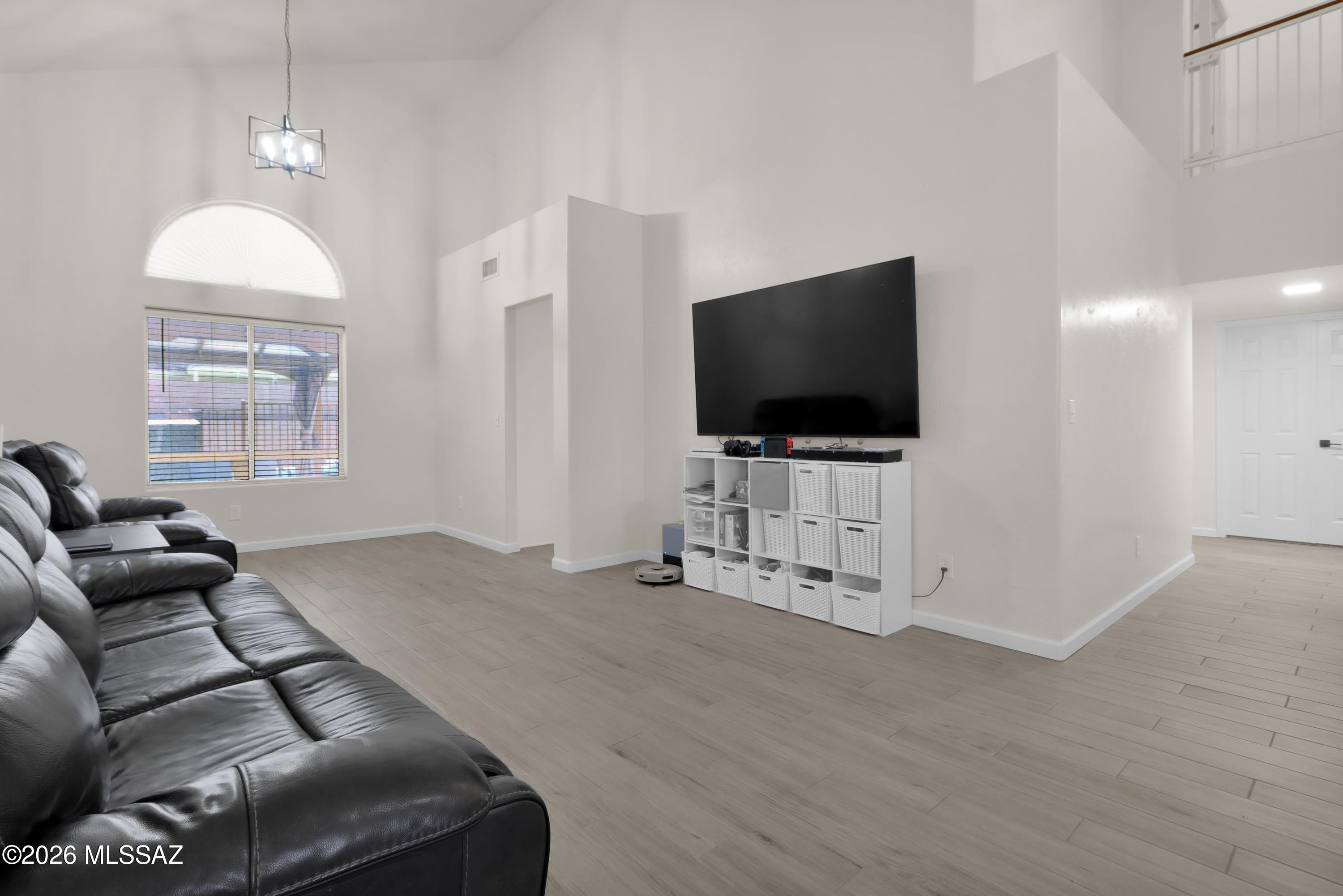 Sonrisa (1-121) - Residential