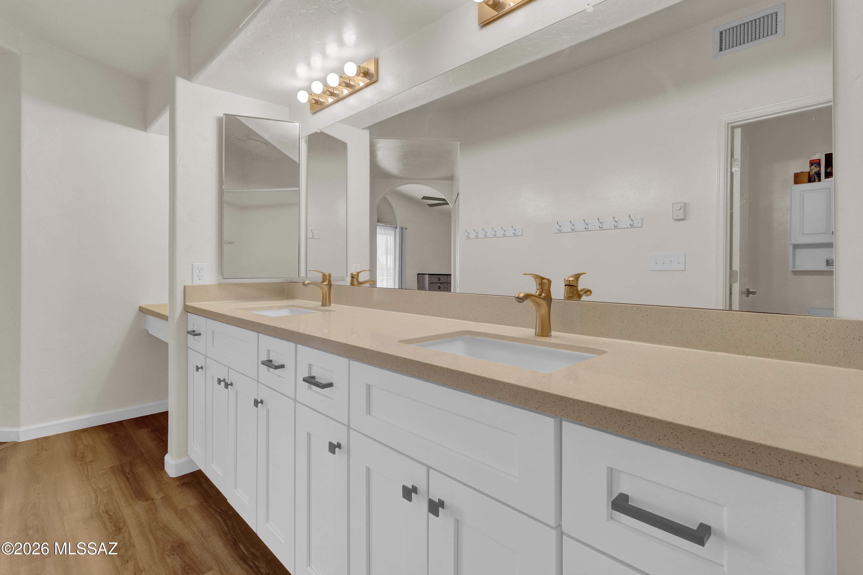 Sonrisa (1-121) - Residential