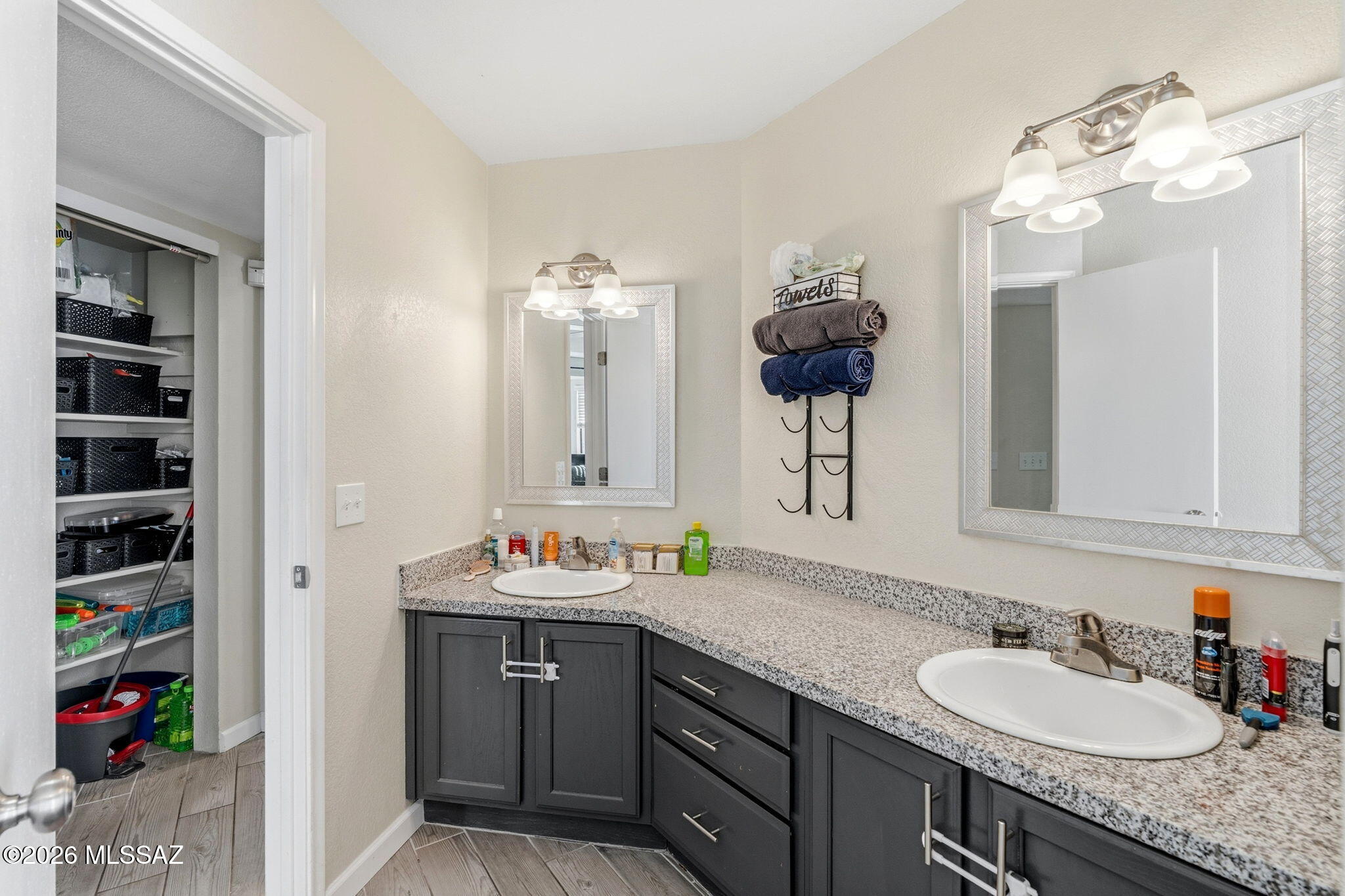 Macalester Park (1-142) - Residential
