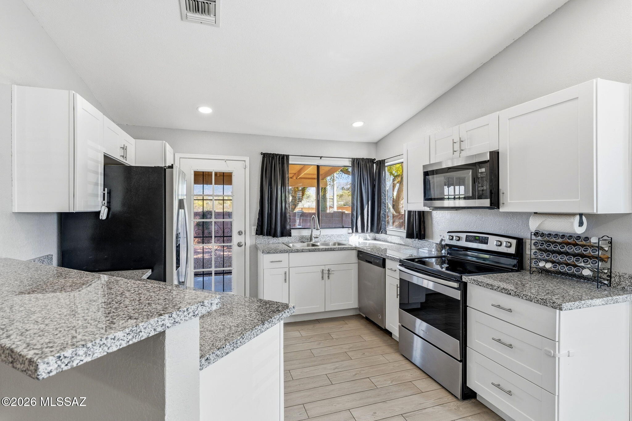 Macalester Park (1-142) - Residential