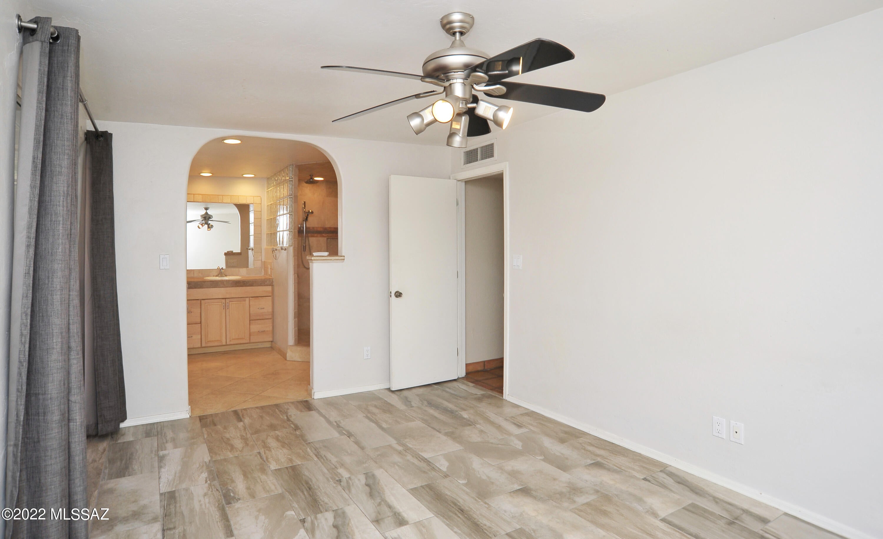 Fort Lowell Meadows (1-40) - Residential Lease