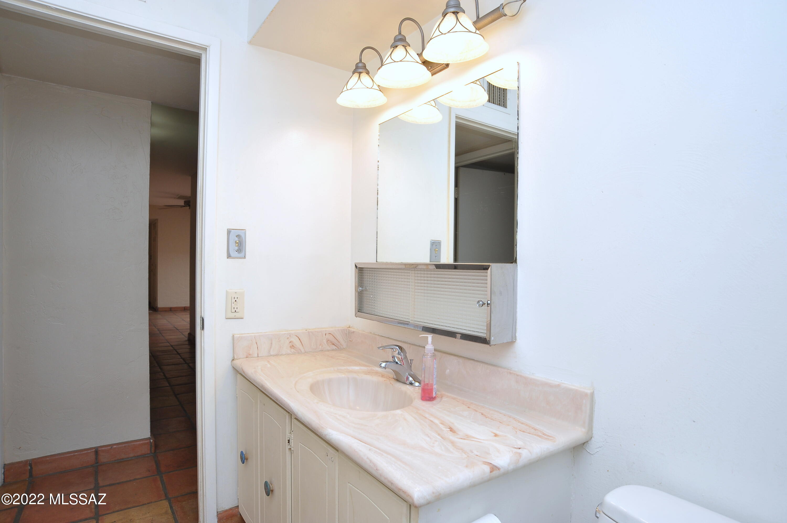 Fort Lowell Meadows (1-40) - Residential Lease