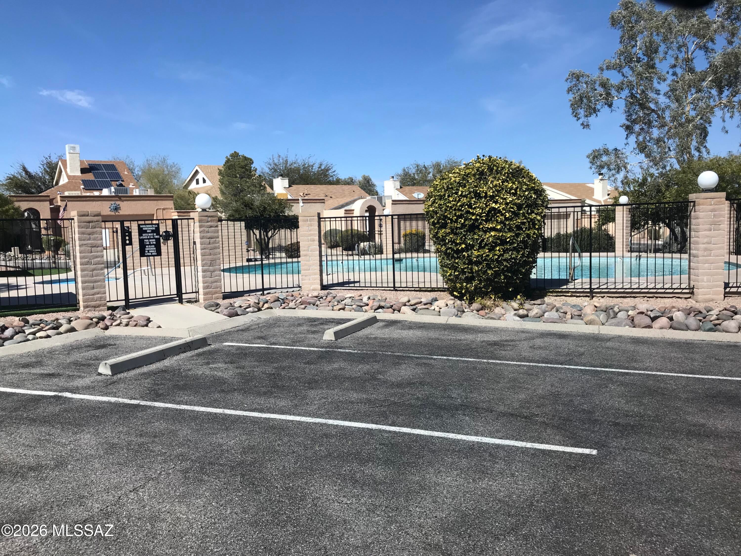 Saddlewood Villas (1-102) - Residential Lease