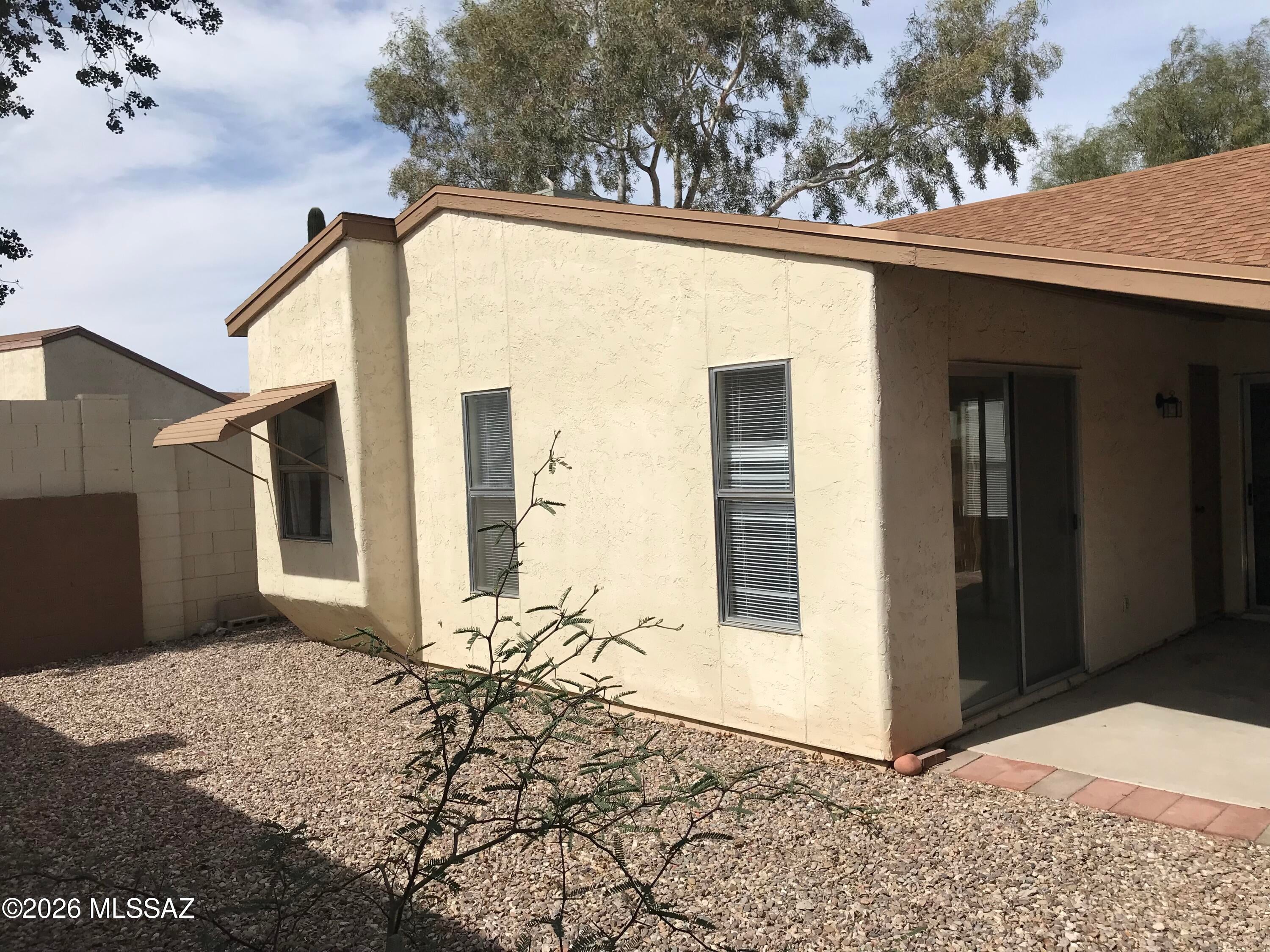 Saddlewood Villas (1-102) - Residential Lease
