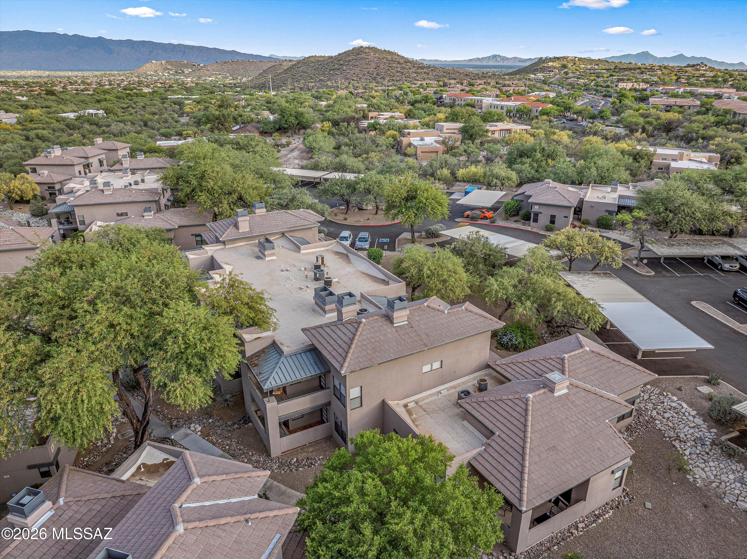 Greens at Ventana Canyon - Residential
