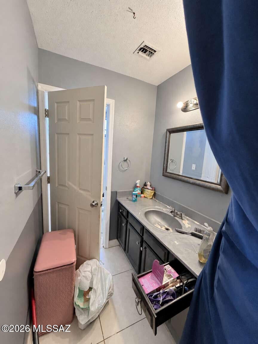 Mission West (1-370) - Residential