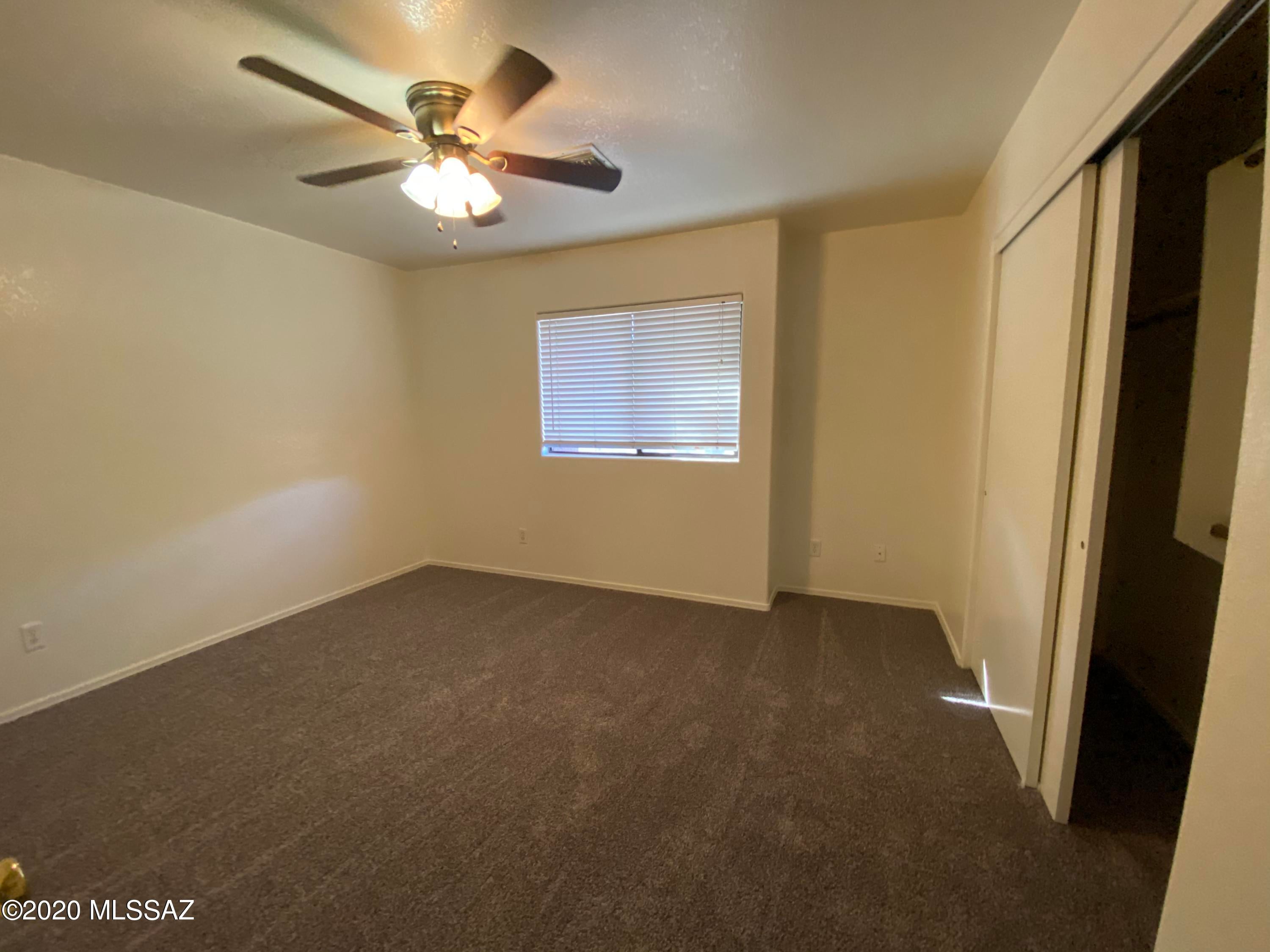 Mountain View Condos. (1-76) - Residential Lease