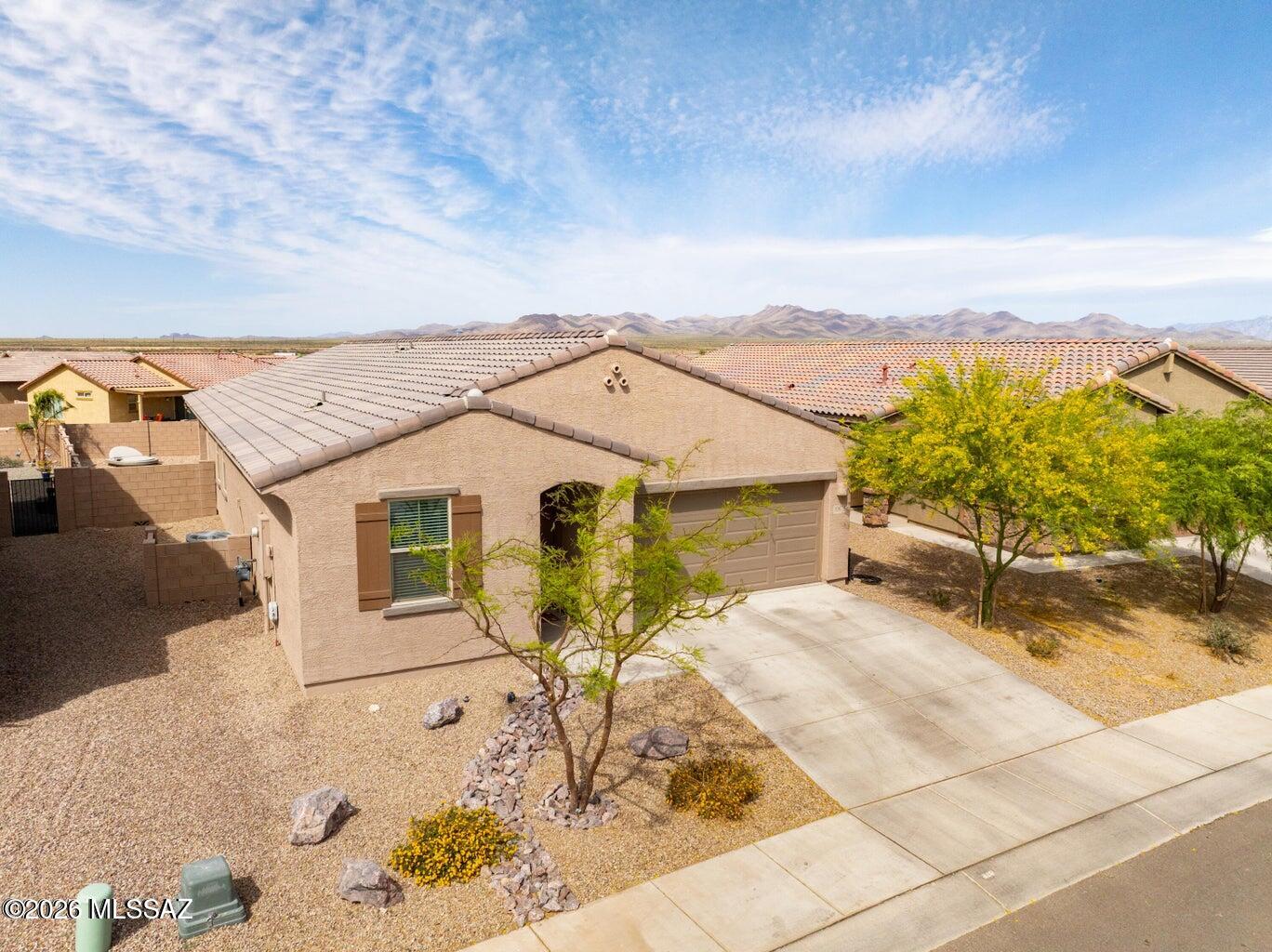 Gladden Farms Block 27 Phase 2 - Residential Lease