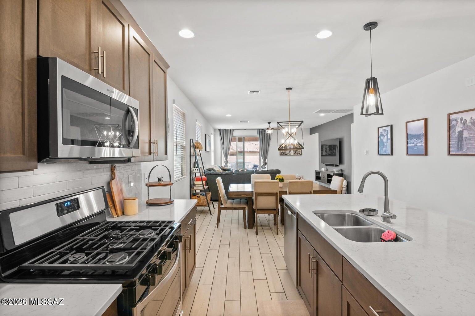 Gladden Farms Block 27 Phase 2 - Residential Lease