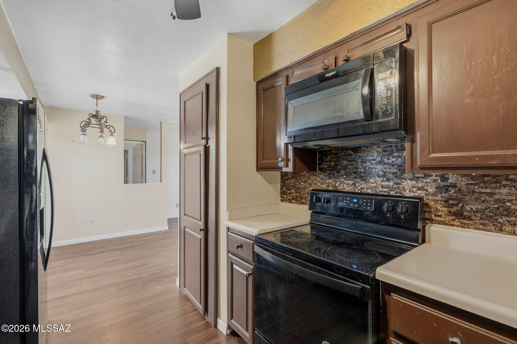 Las Colinas Condominiums - Residential