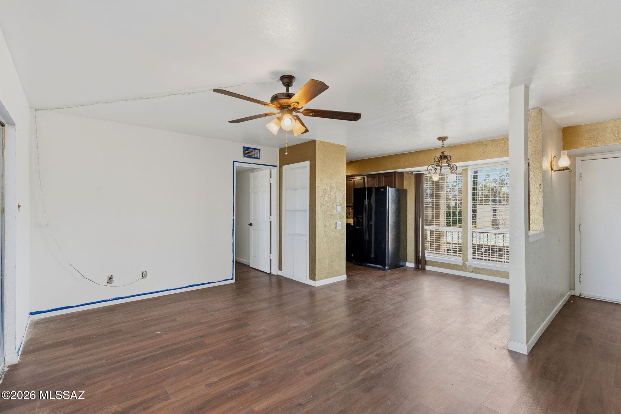 Las Colinas Condominiums - Residential