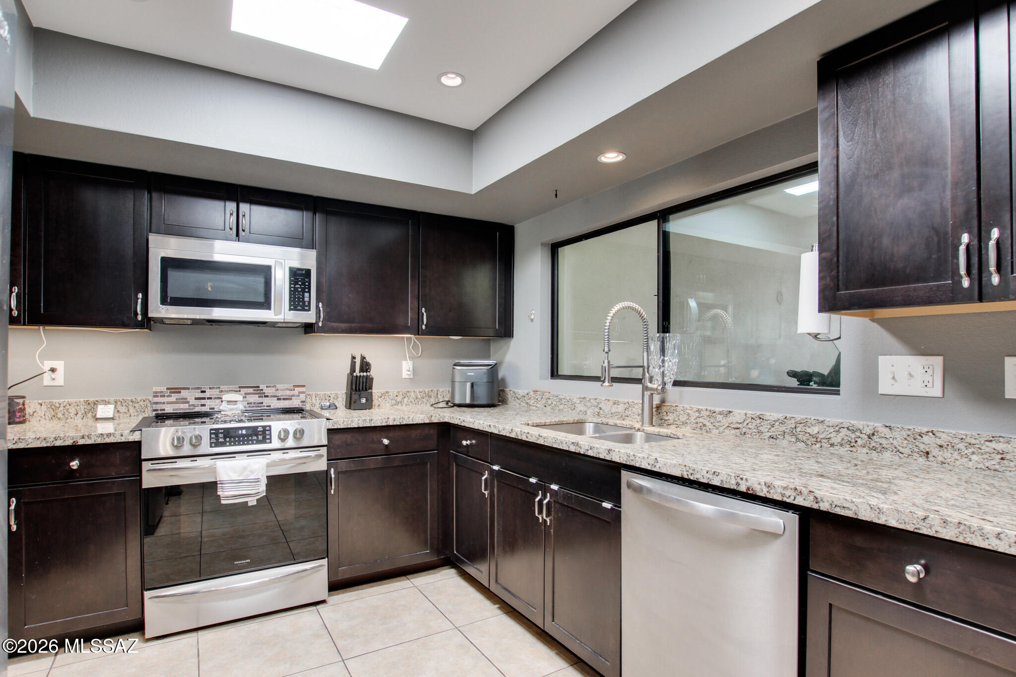 Casa Blanca Villas - Residential