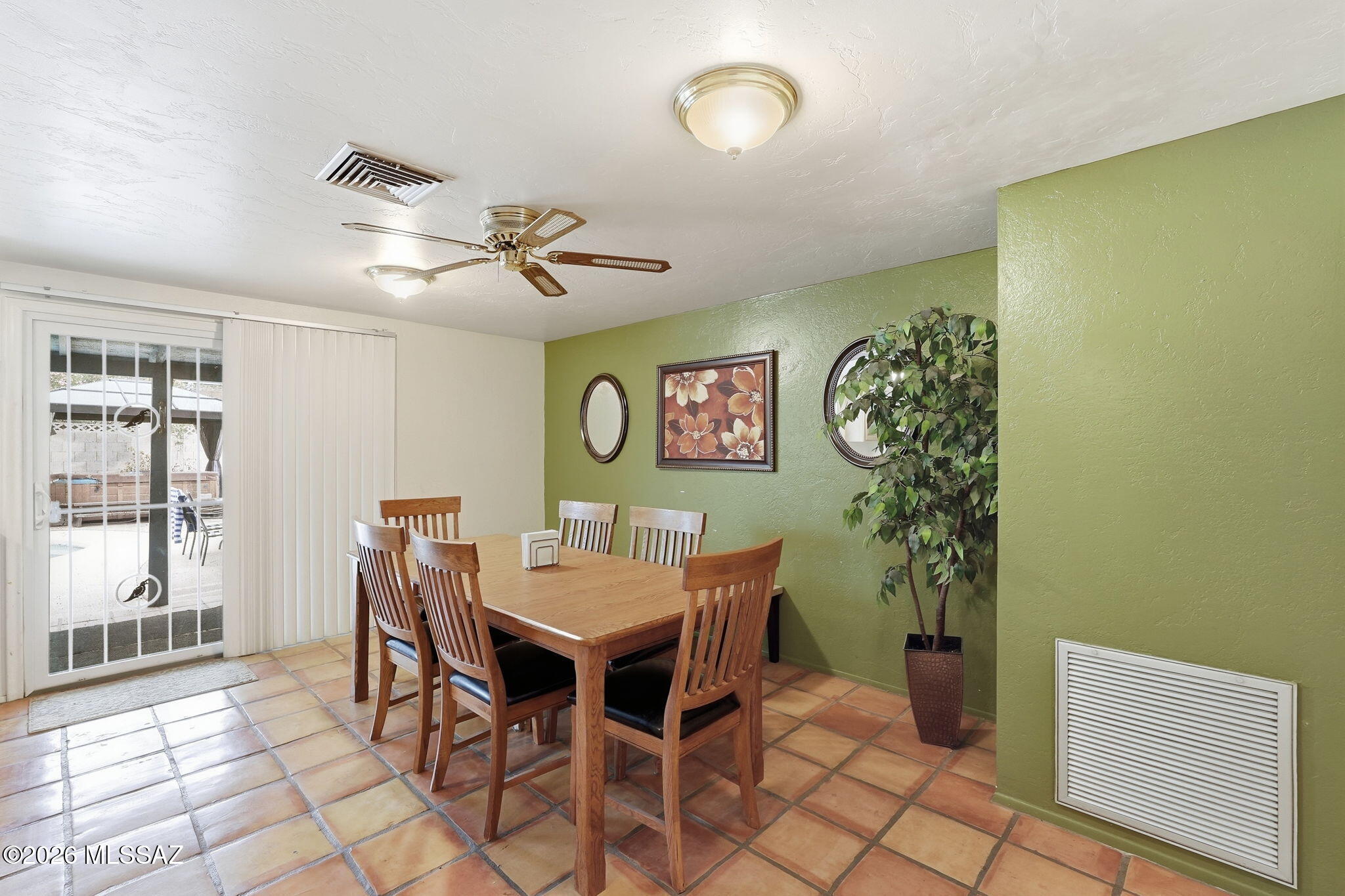 Solano Estates Unit 4 (1-98) - Residential