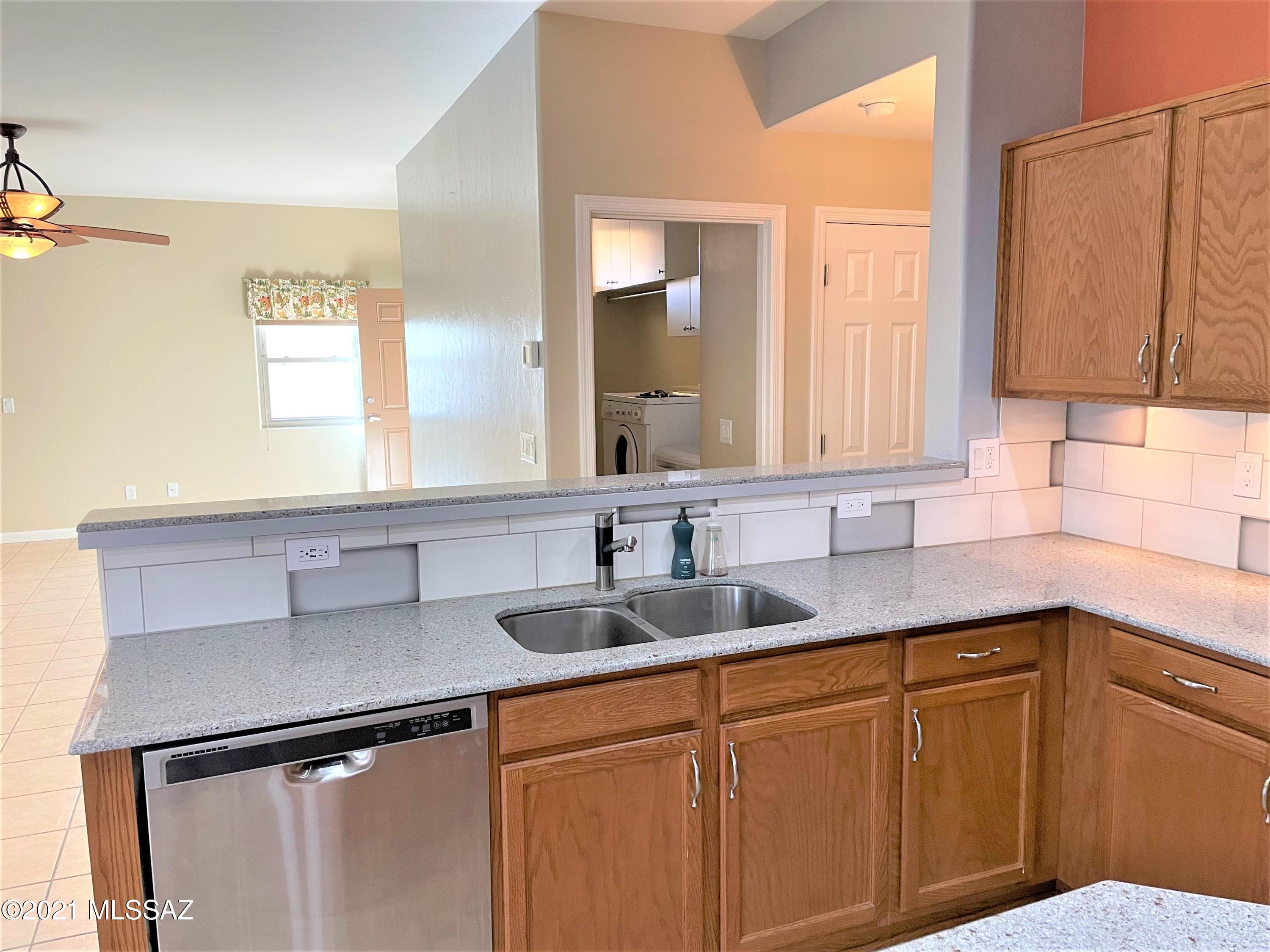 Bluffs At Dove Mountain (1-122) - Residential Lease
