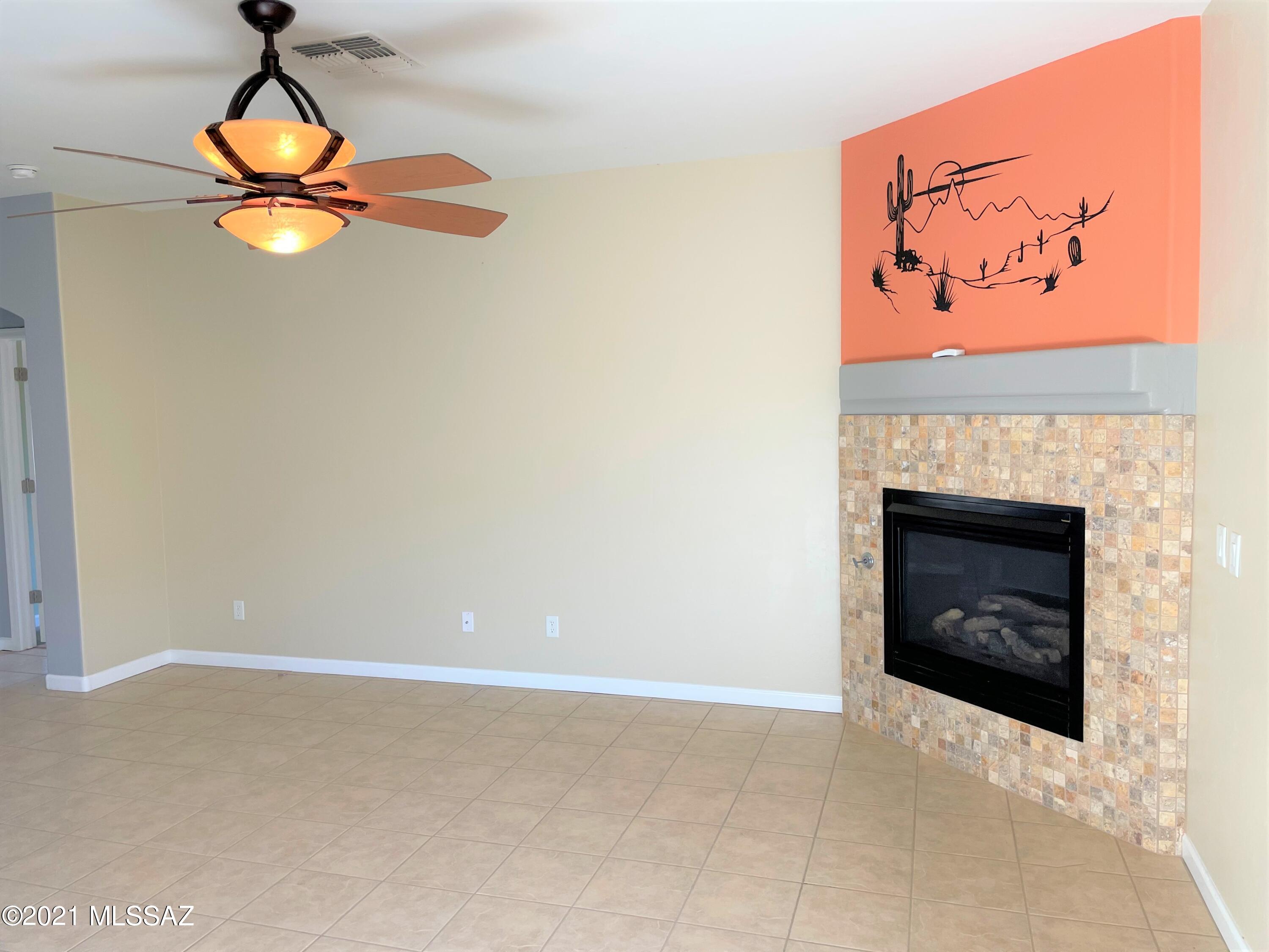Bluffs At Dove Mountain (1-122) - Residential Lease