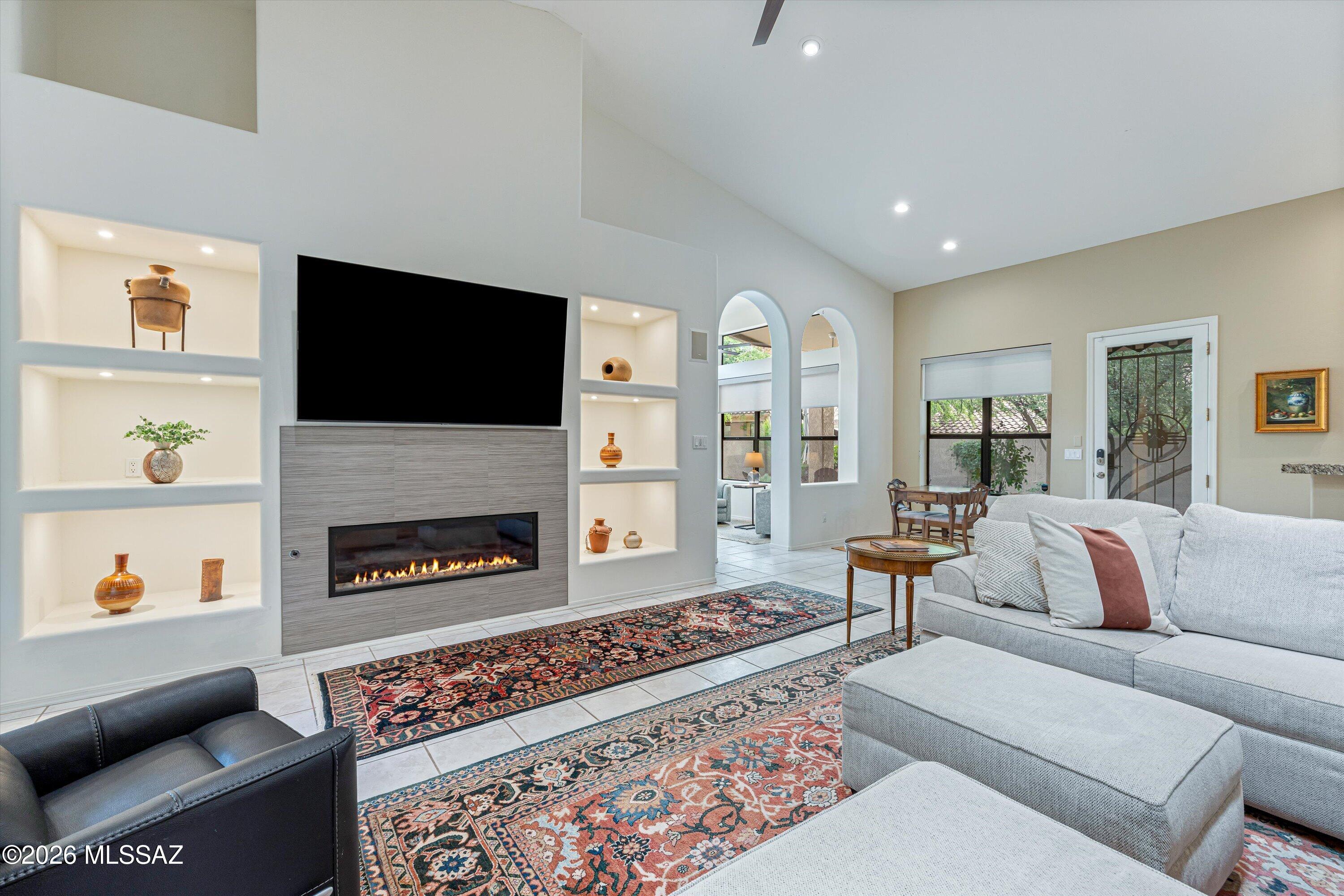Ventana Canyon Golf Villas - Residential