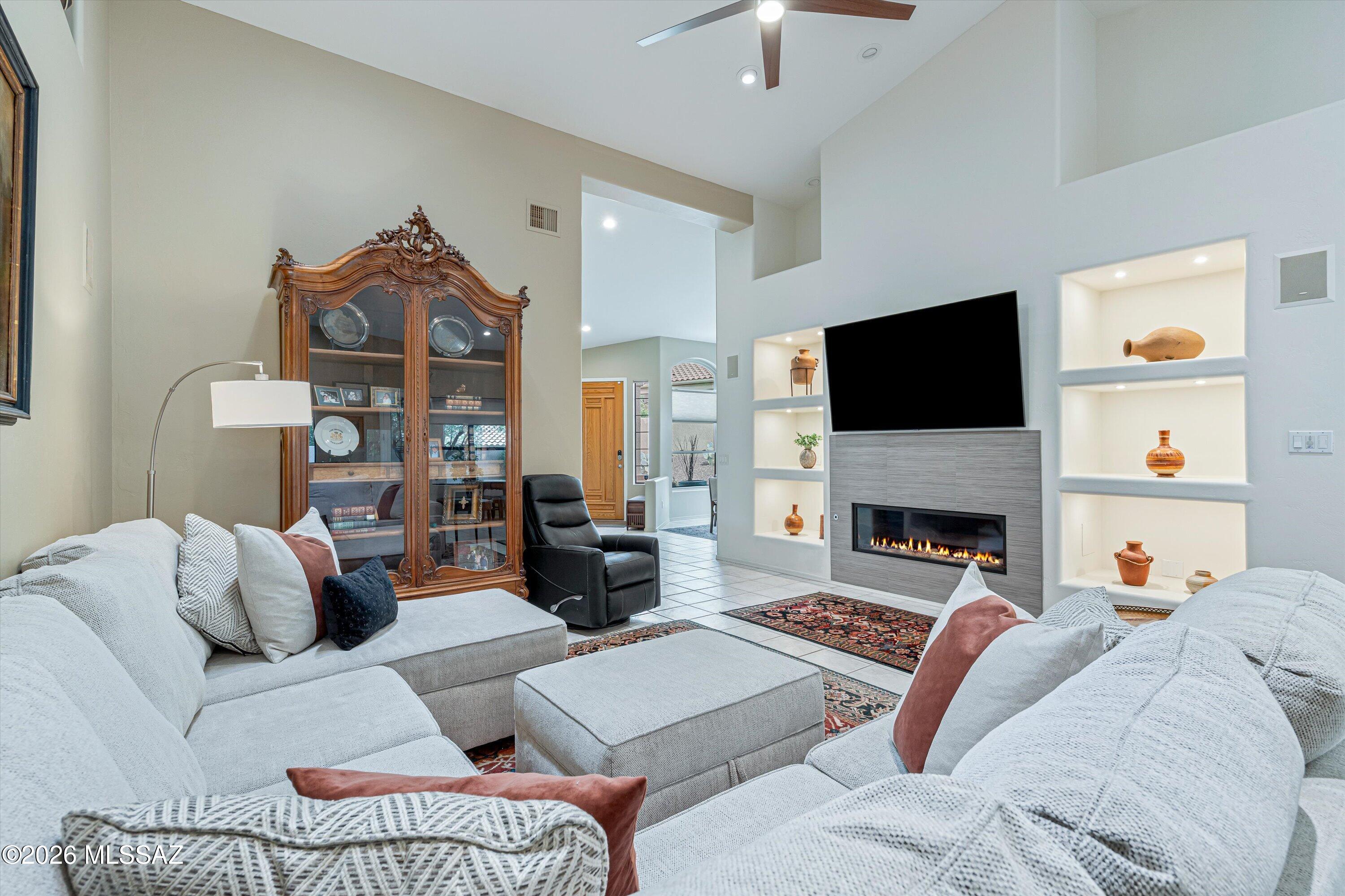 Ventana Canyon Golf Villas - Residential