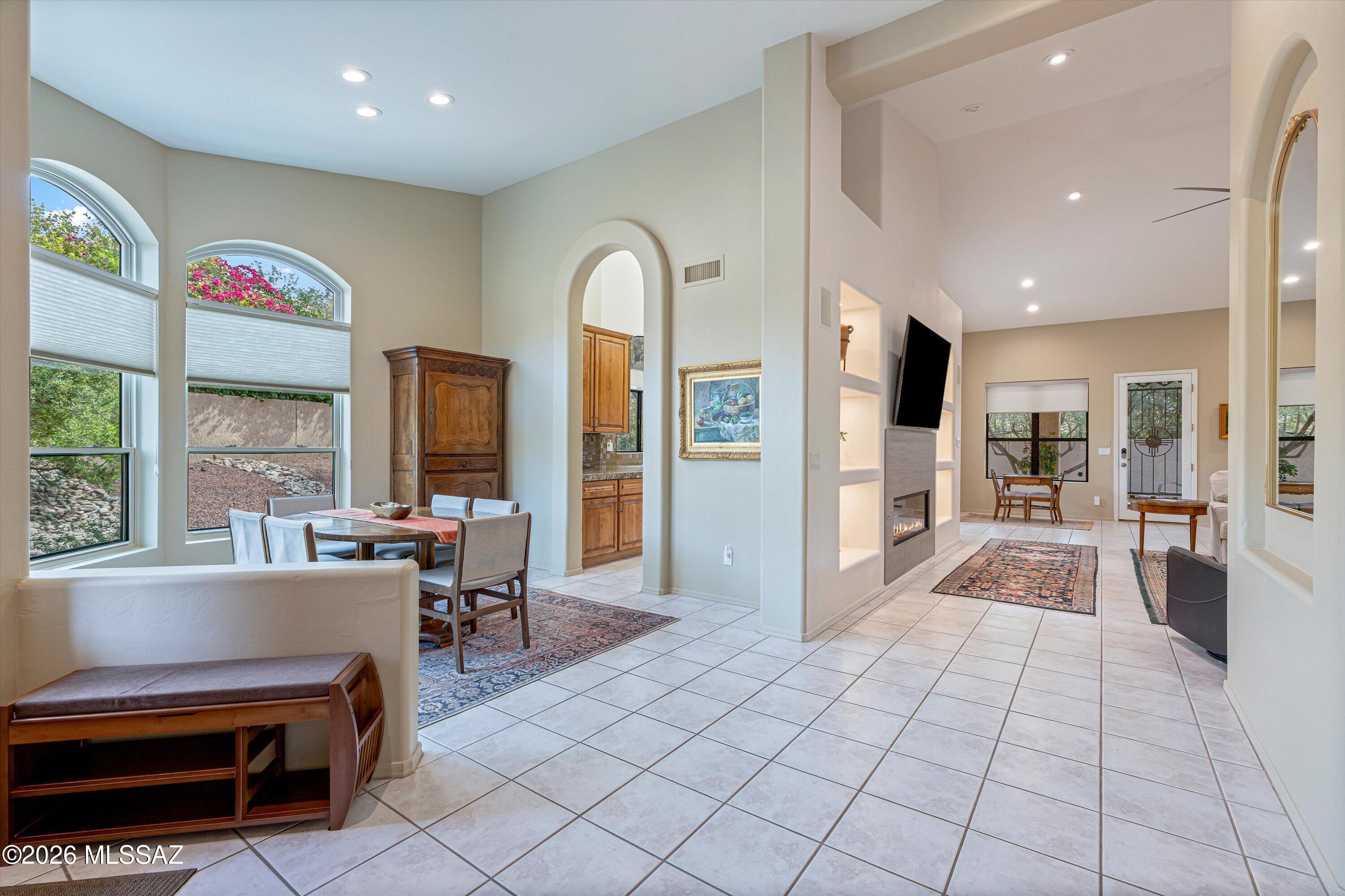 Ventana Canyon Golf Villas - Residential