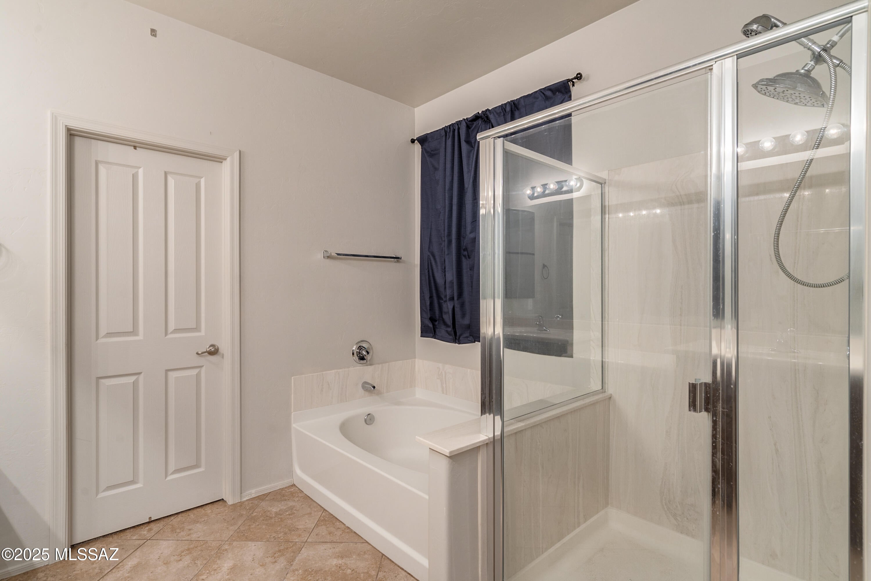 Rancho Del Lago (1-100) - Residential