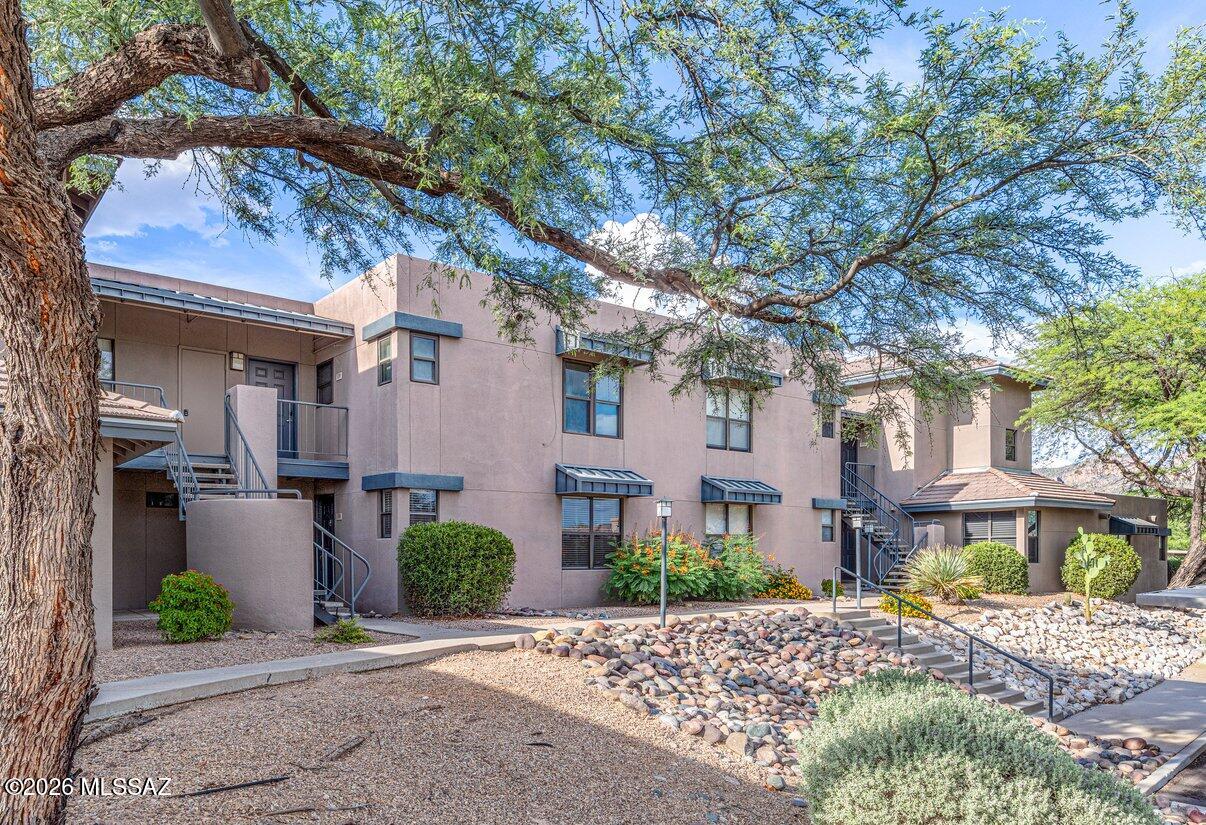 Greens at Ventana Canyon - Residential