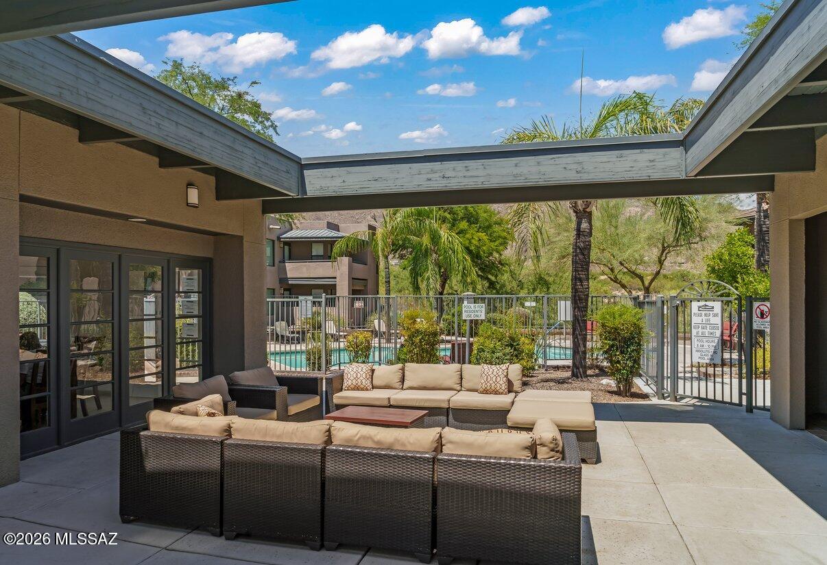Greens at Ventana Canyon - Residential
