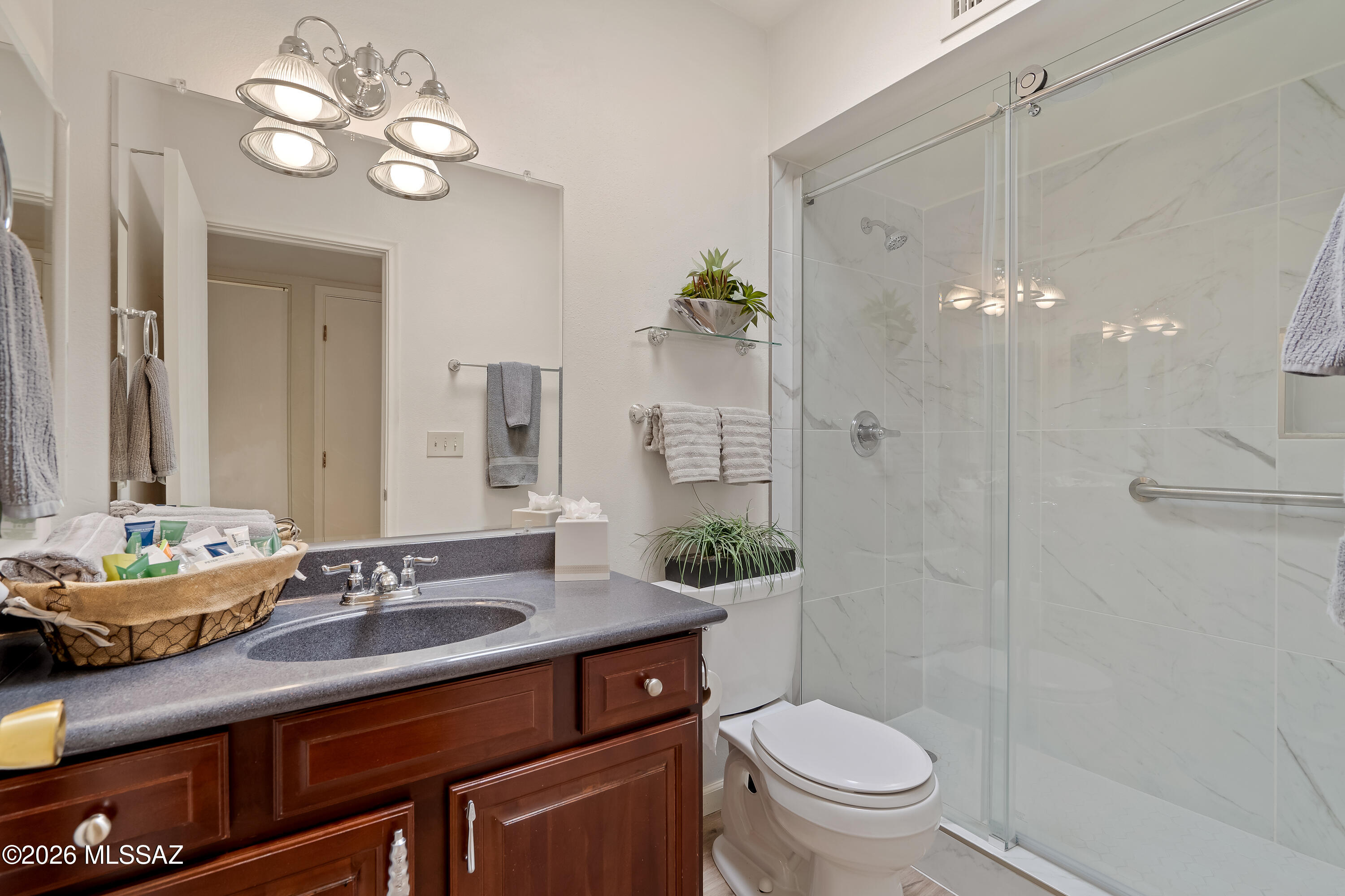 Pantano Park Townhouses - Residential