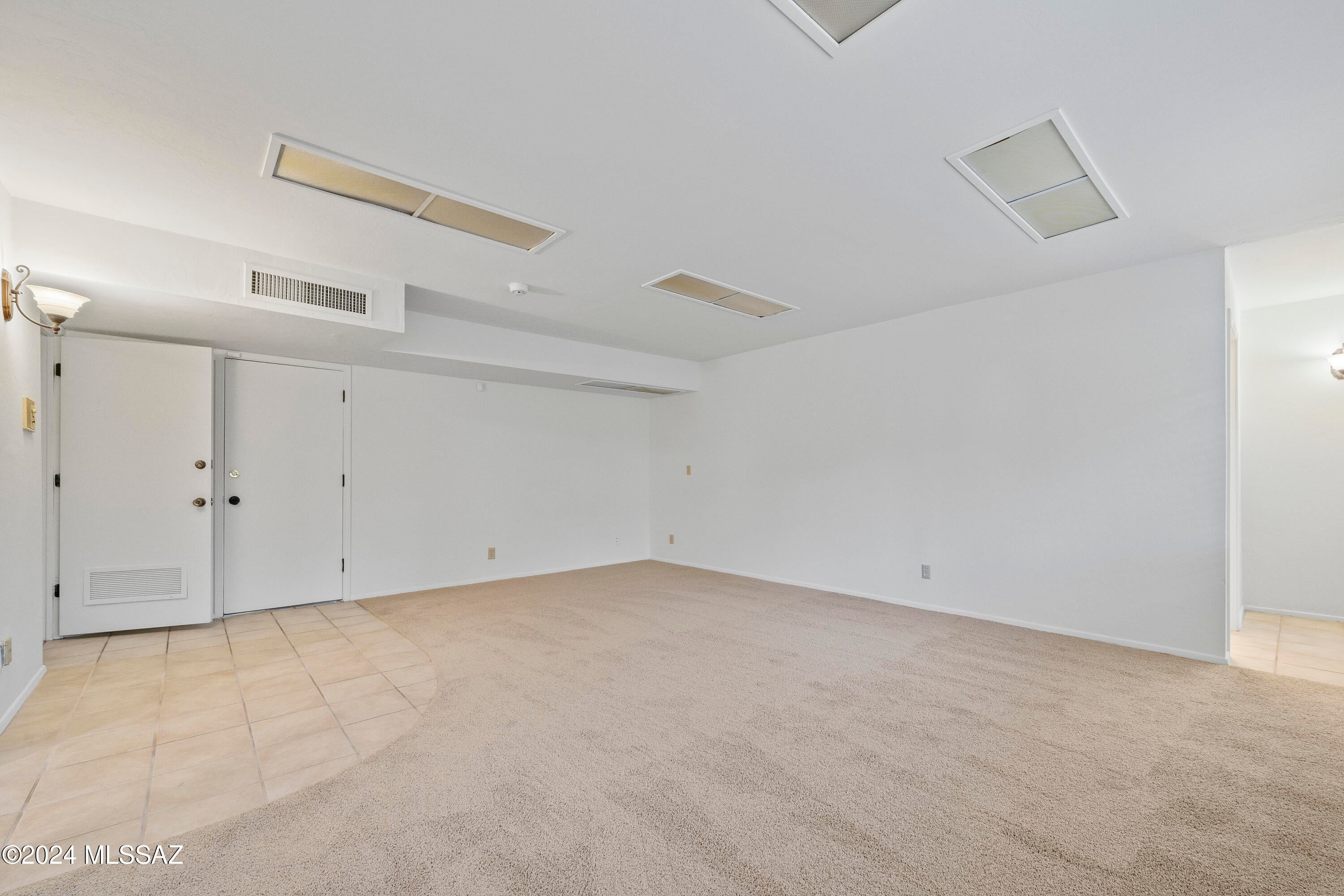 Shadow Roc (1-80) - Residential
