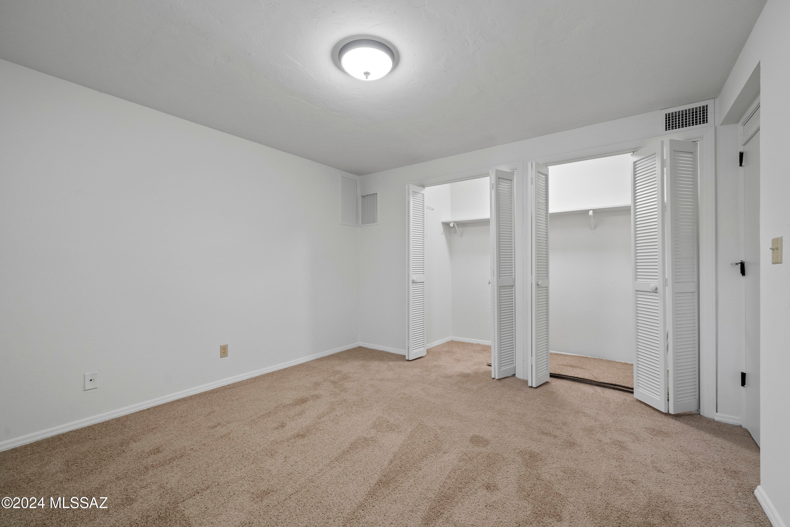Shadow Roc (1-80) - Residential