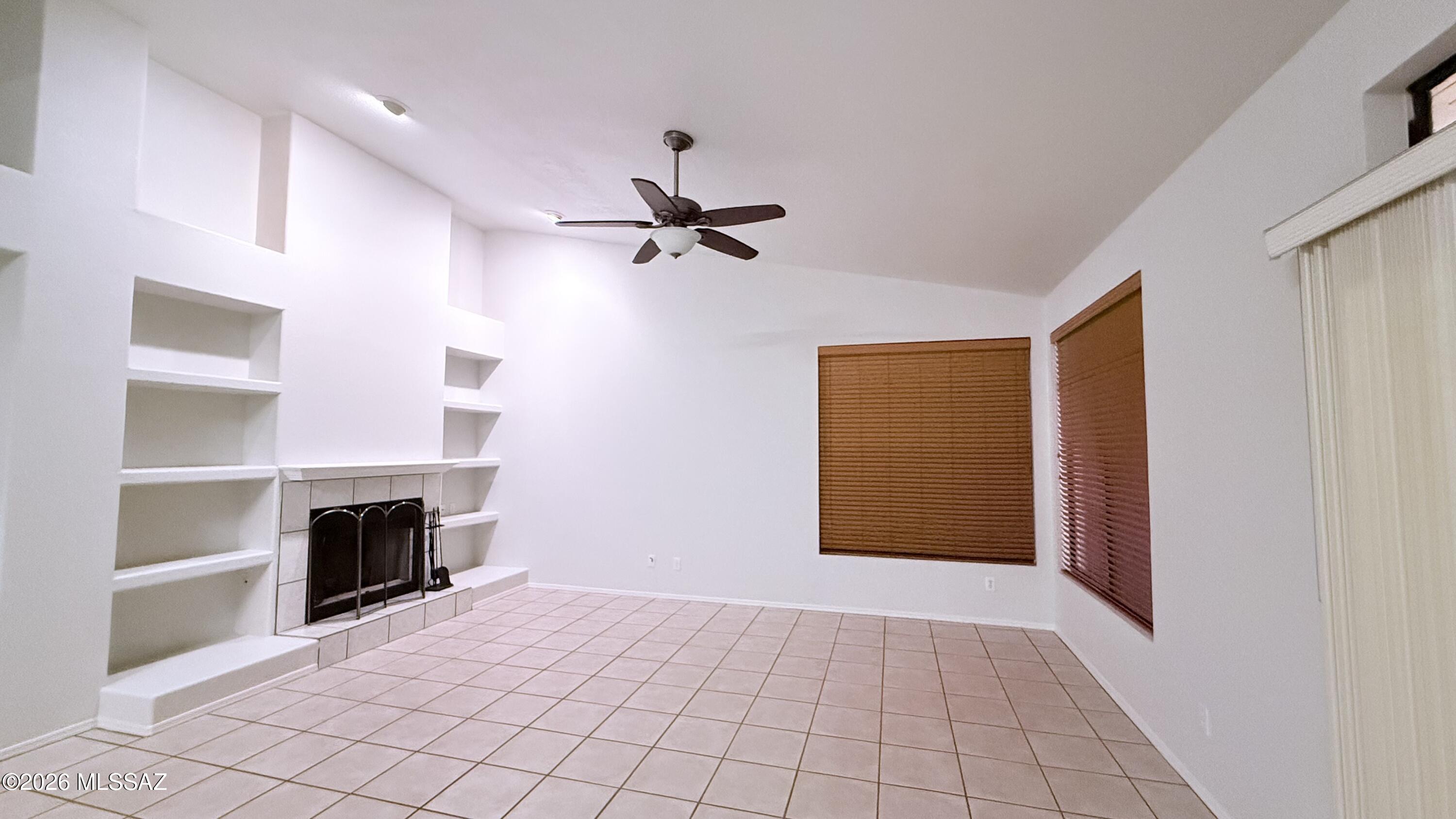Tierra Santa (1-126) - Residential
